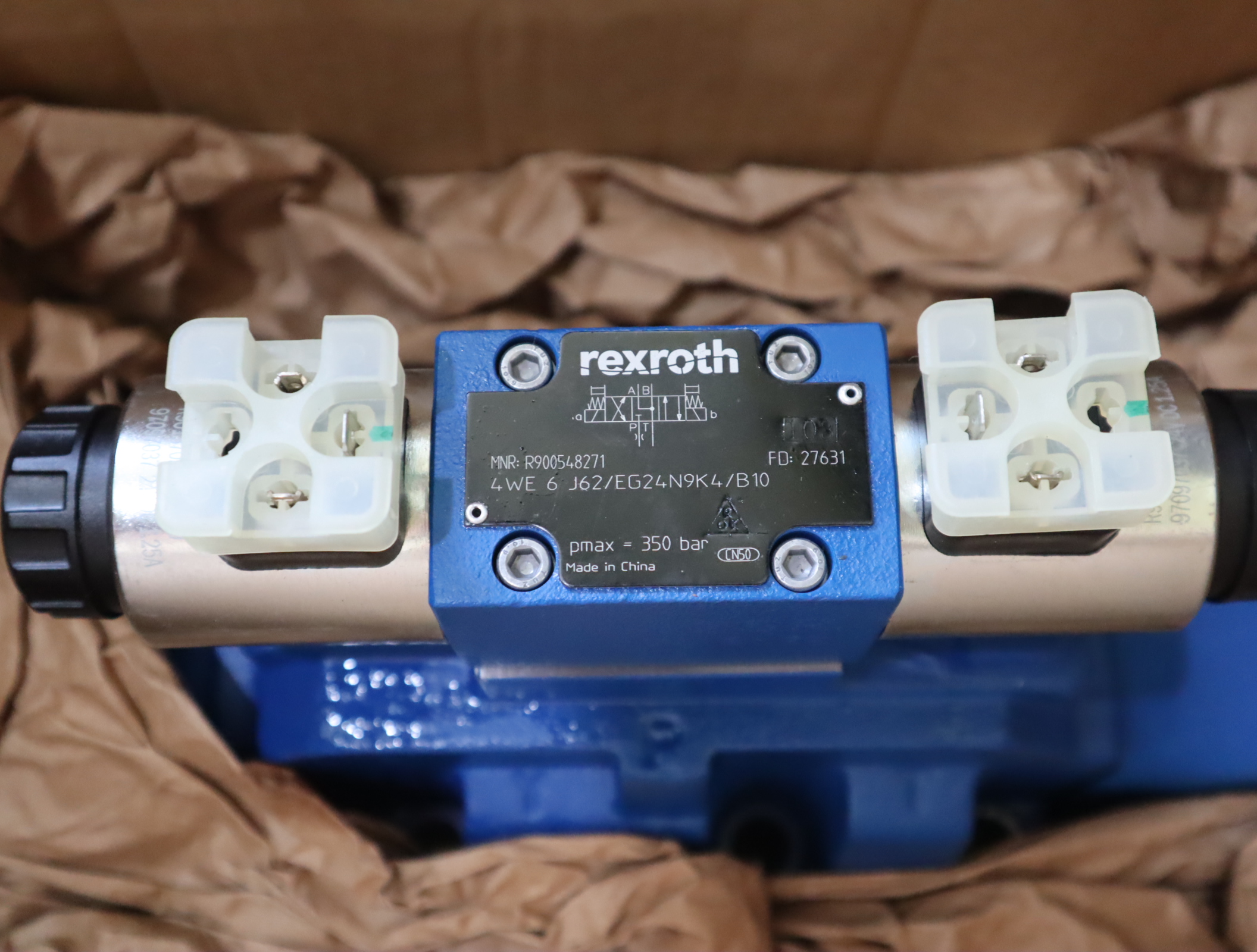 4WE6J62/EG24N9K4/B10 4WE6J6X/EG24N9K4/B10 R900548271 力士乐