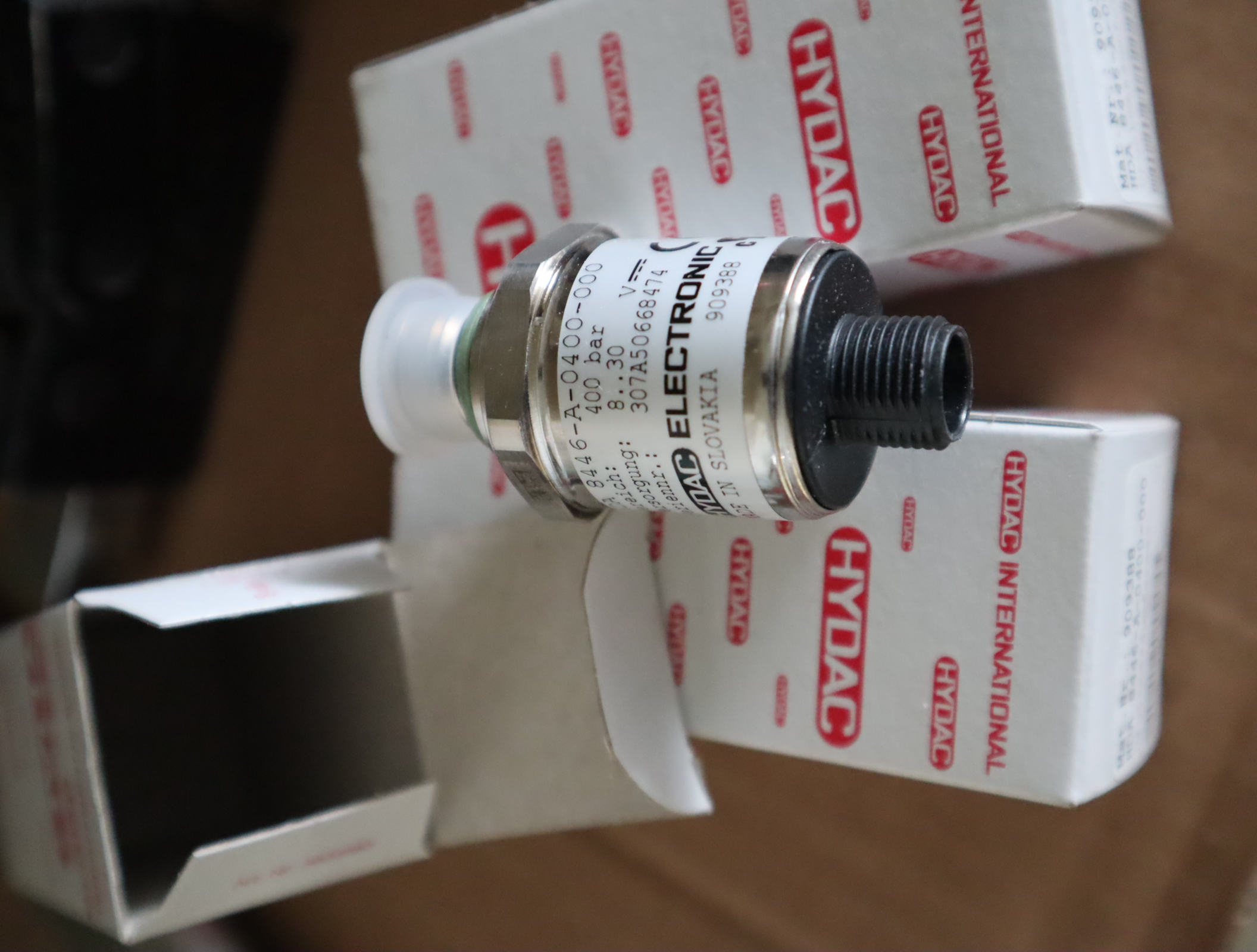 HDA8446-A-0400-000 909388 贺德克HYDAC压力温度传感器