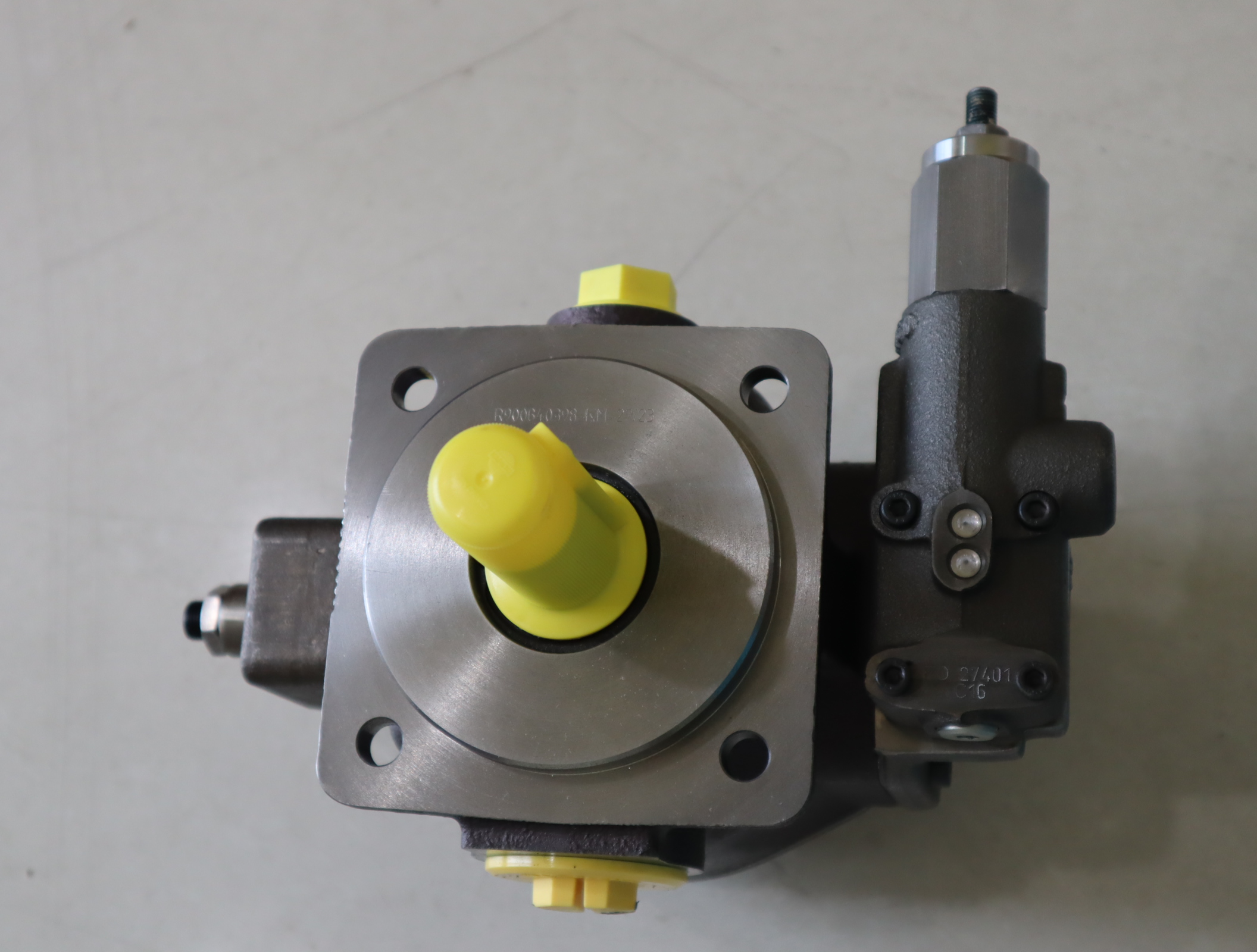 PV7-1A/16-20RE01MC0-16 R900580382 德国力士乐REXROTH叶片泵