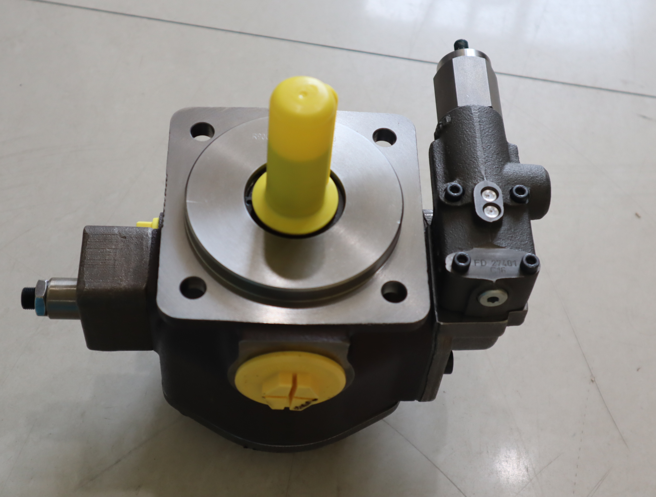 PV7-1A/16-20RE01MC0-16 R900580382 德国力士乐REXROTH叶片泵