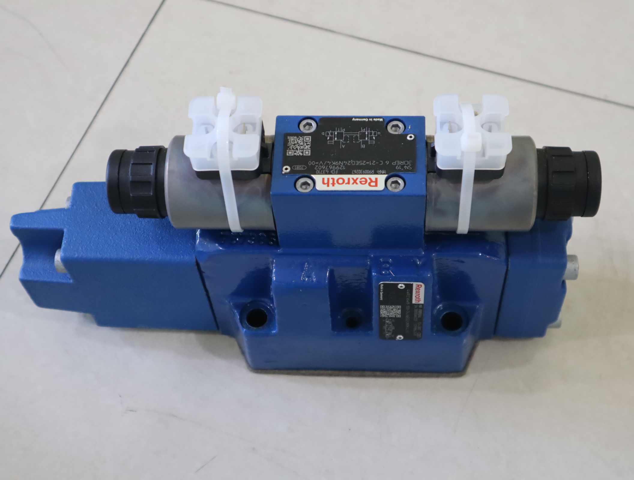 3DREP6C-21-25EG24N9K4/V 00 R900930267 德国力士乐REXROTH先导阀