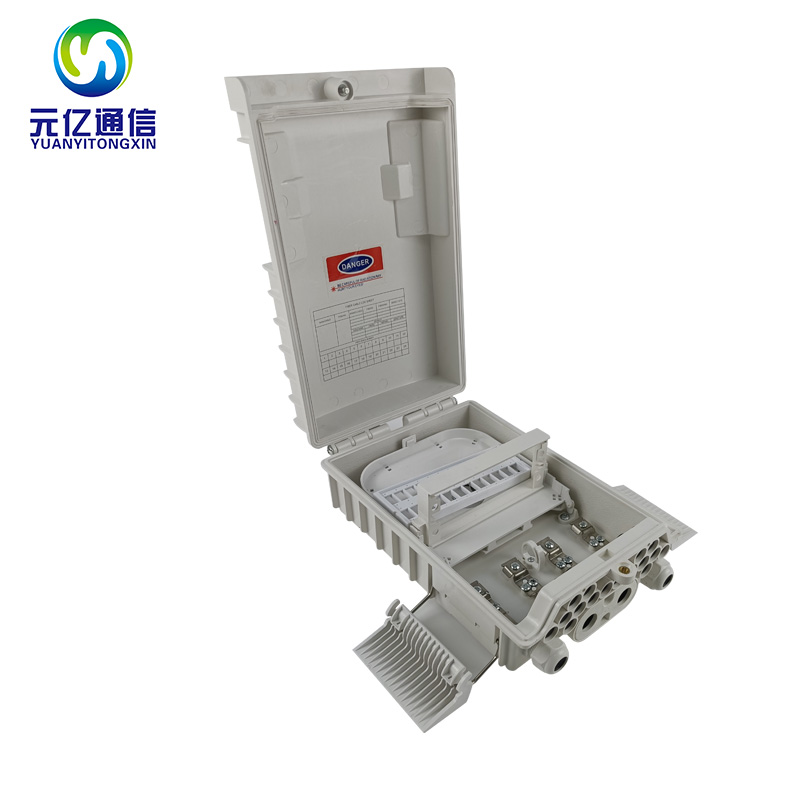 接线盒成端箱光纤分线箱分纤箱FTTX户外配线箱光分路器