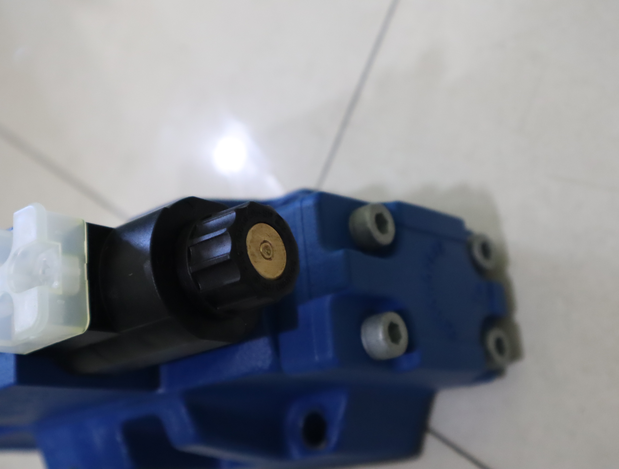 4WEH16J72/6HG24N9ETK4/B10 R901108808 德国力士乐REXROTH电液阀