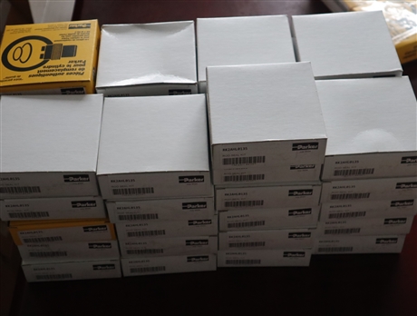 RK2AHL0135 美国派克PARKER油缸密封套件RK2AHL0135