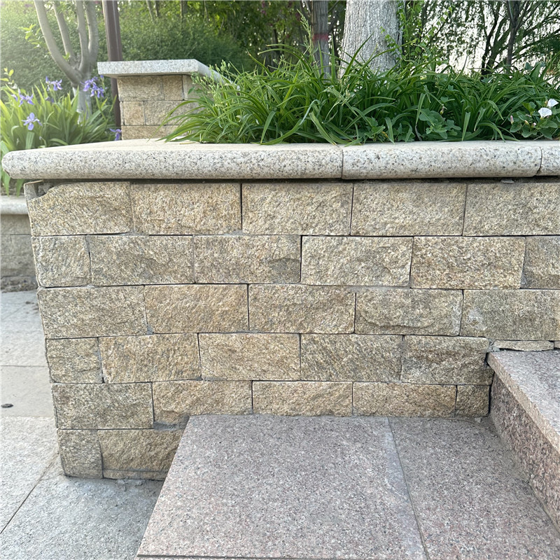 古典园林 虎皮黄蘑菇石 黄砂岩文化石片岩 黄锈石碎拼石