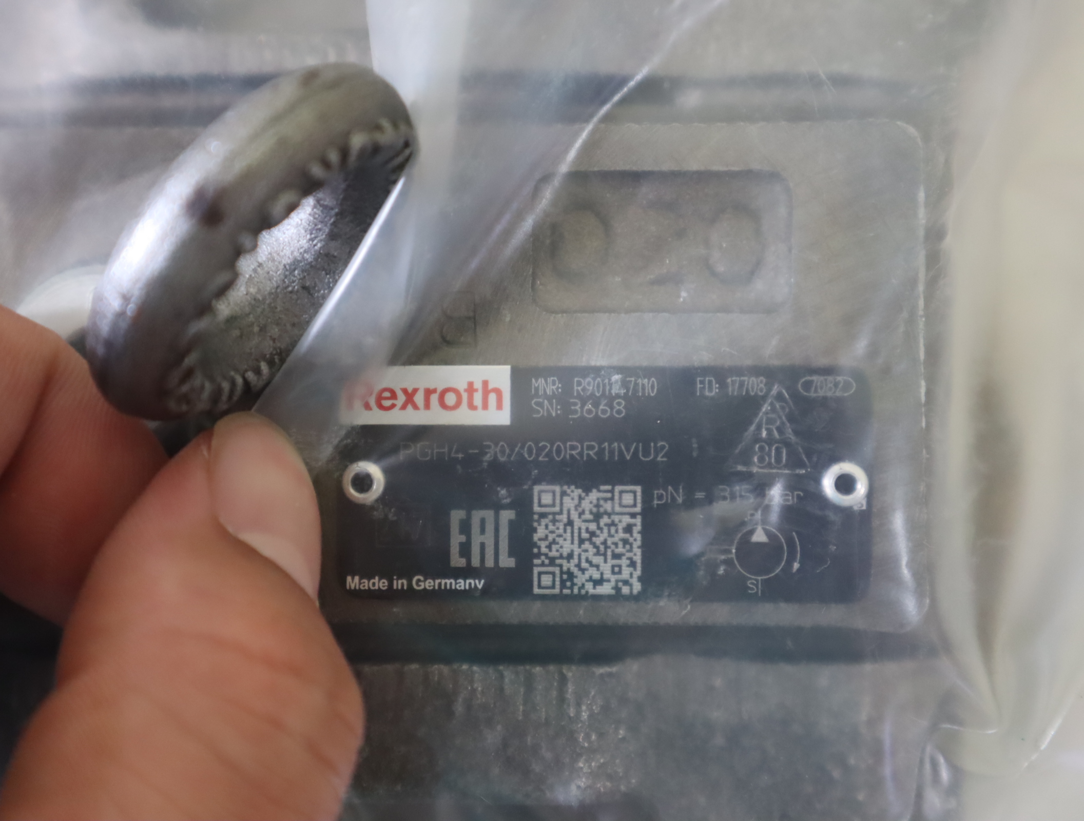 PGH4-20/020RR11VU2 R901147110 德国力士乐REXROTH齿轮泵