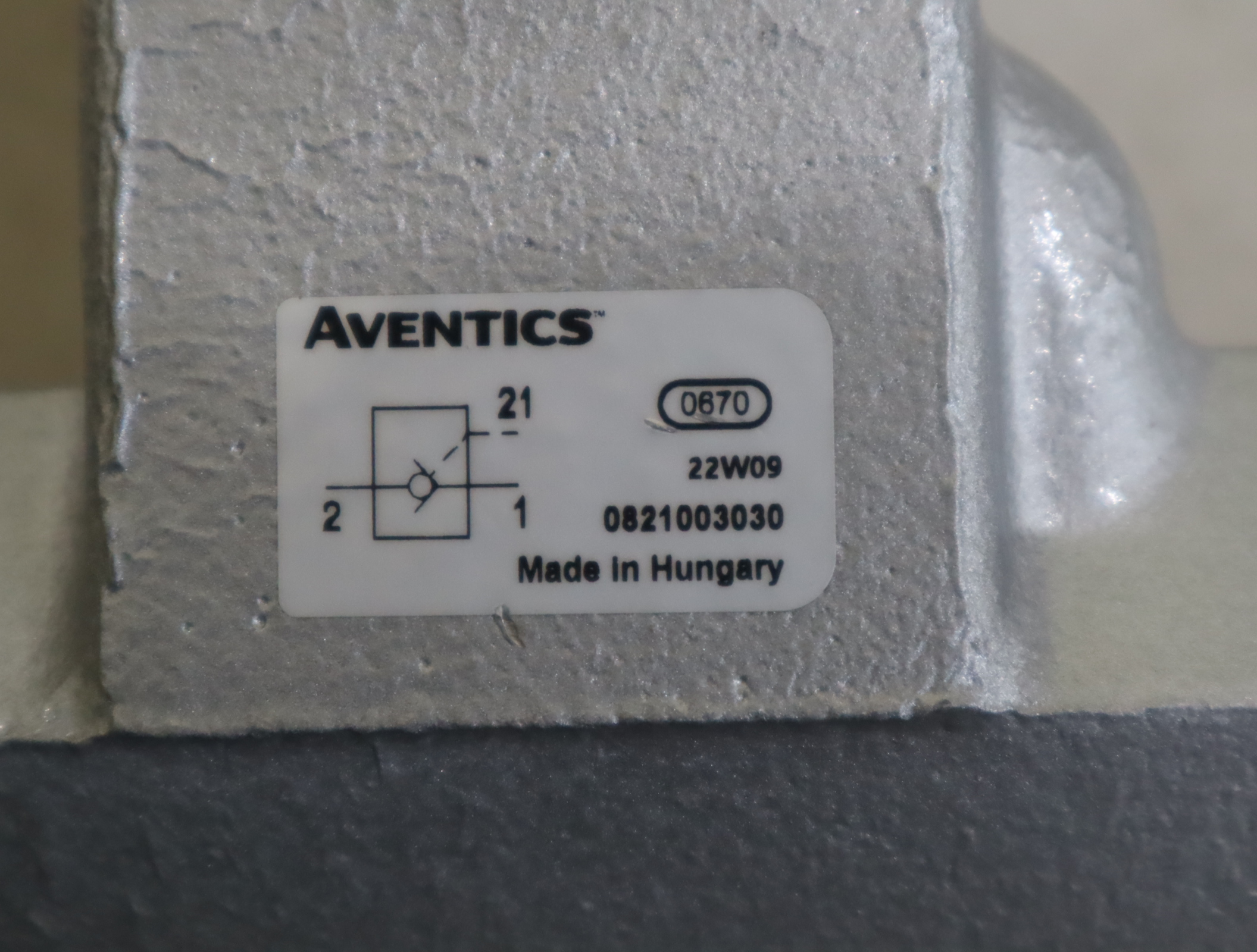 0821003030 R412010767 德国安沃驰AVENTICS气动阀