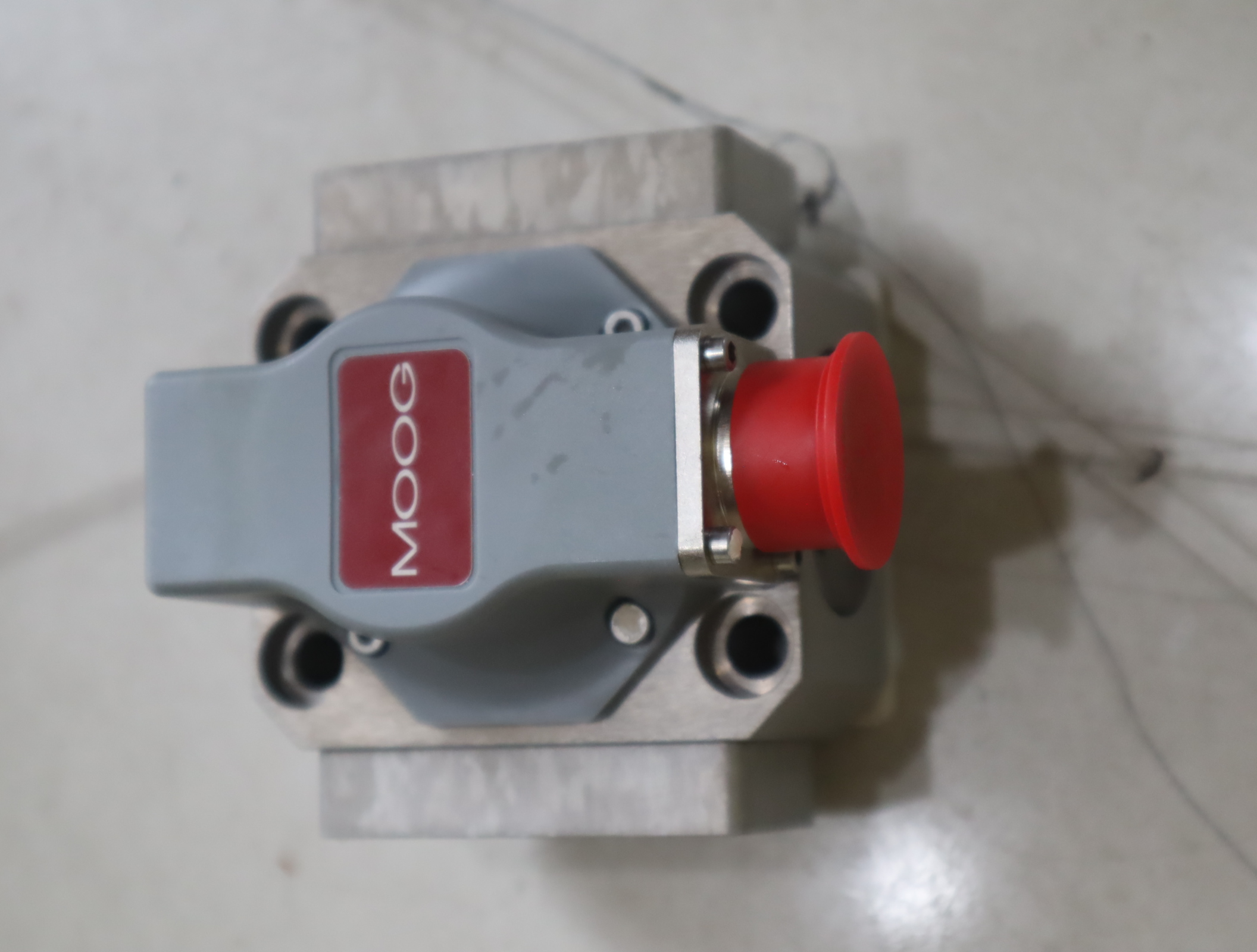 G761-3033B S63JOGA4VPL G761-3033B S63J0GA4VPL穆格MOOG伺服阀