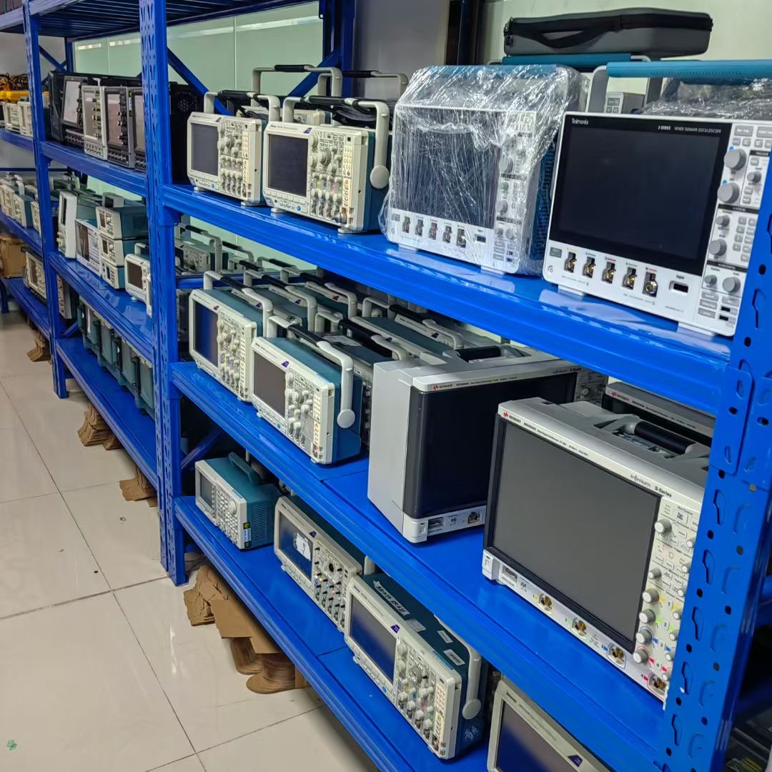 泰克 TDS2014C/示波器/万用表/频谱分析仪