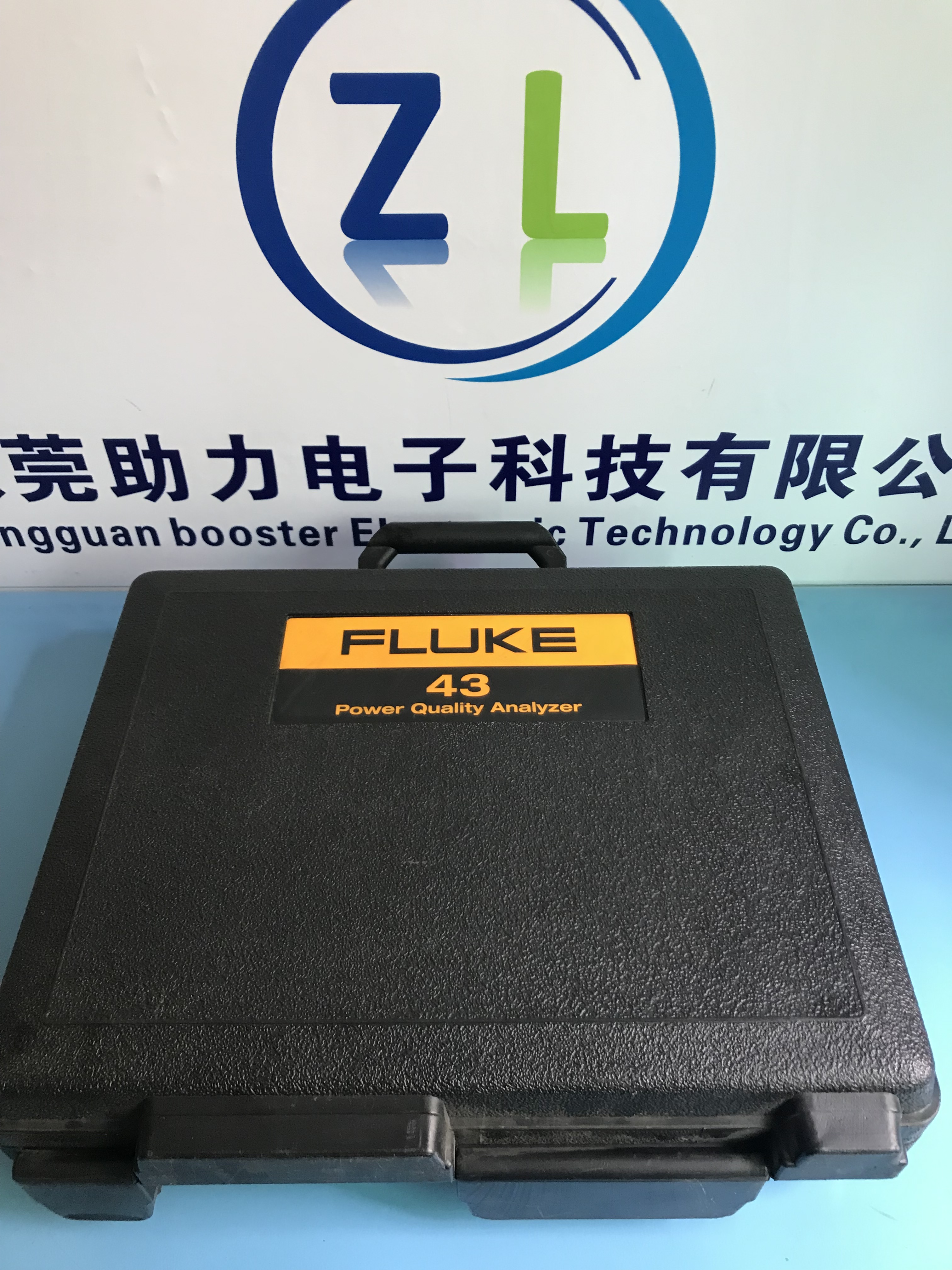 福禄克手持便携式电能质量分析仪