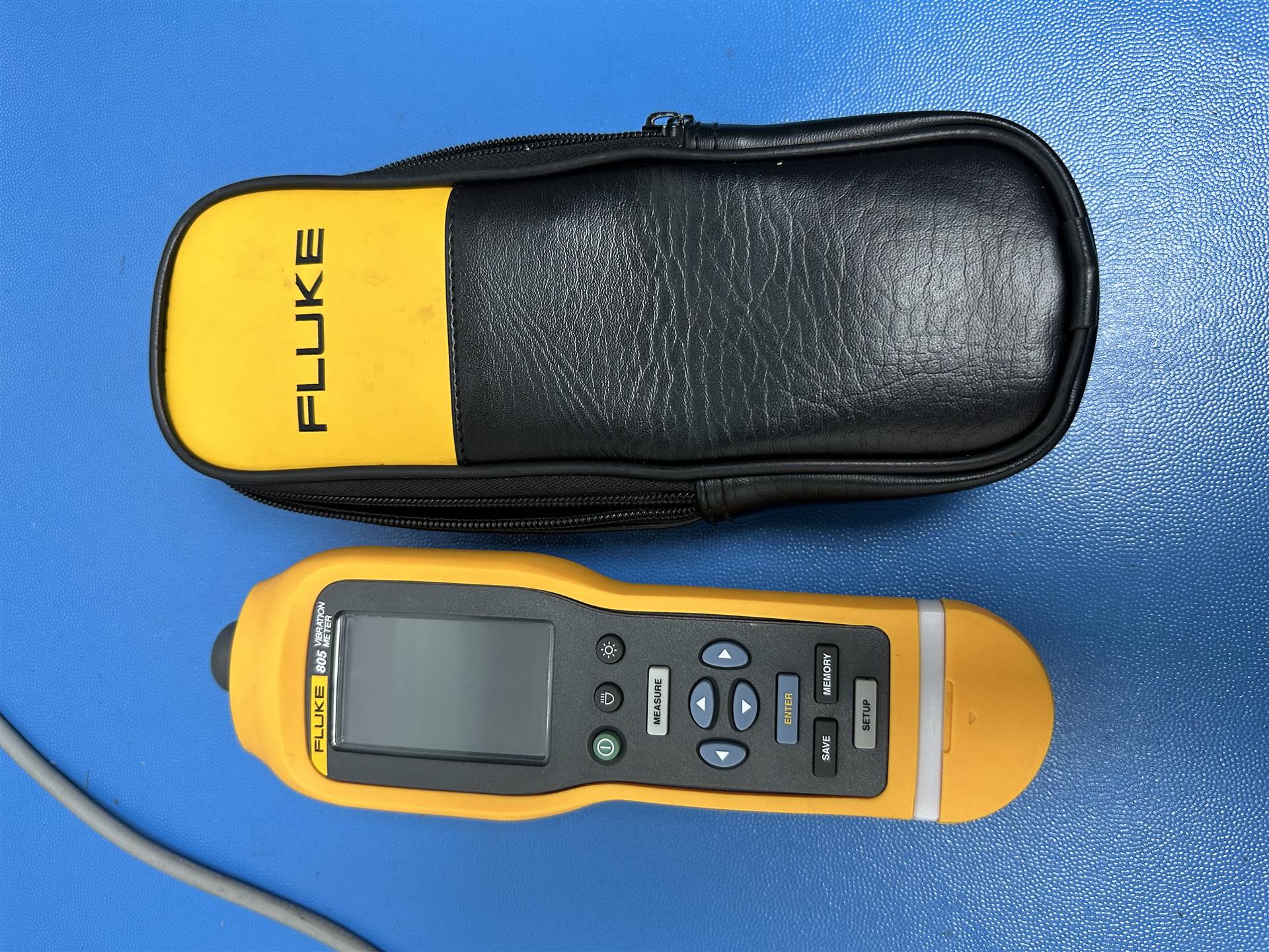 福禄克805是一款便携式振动点检仪