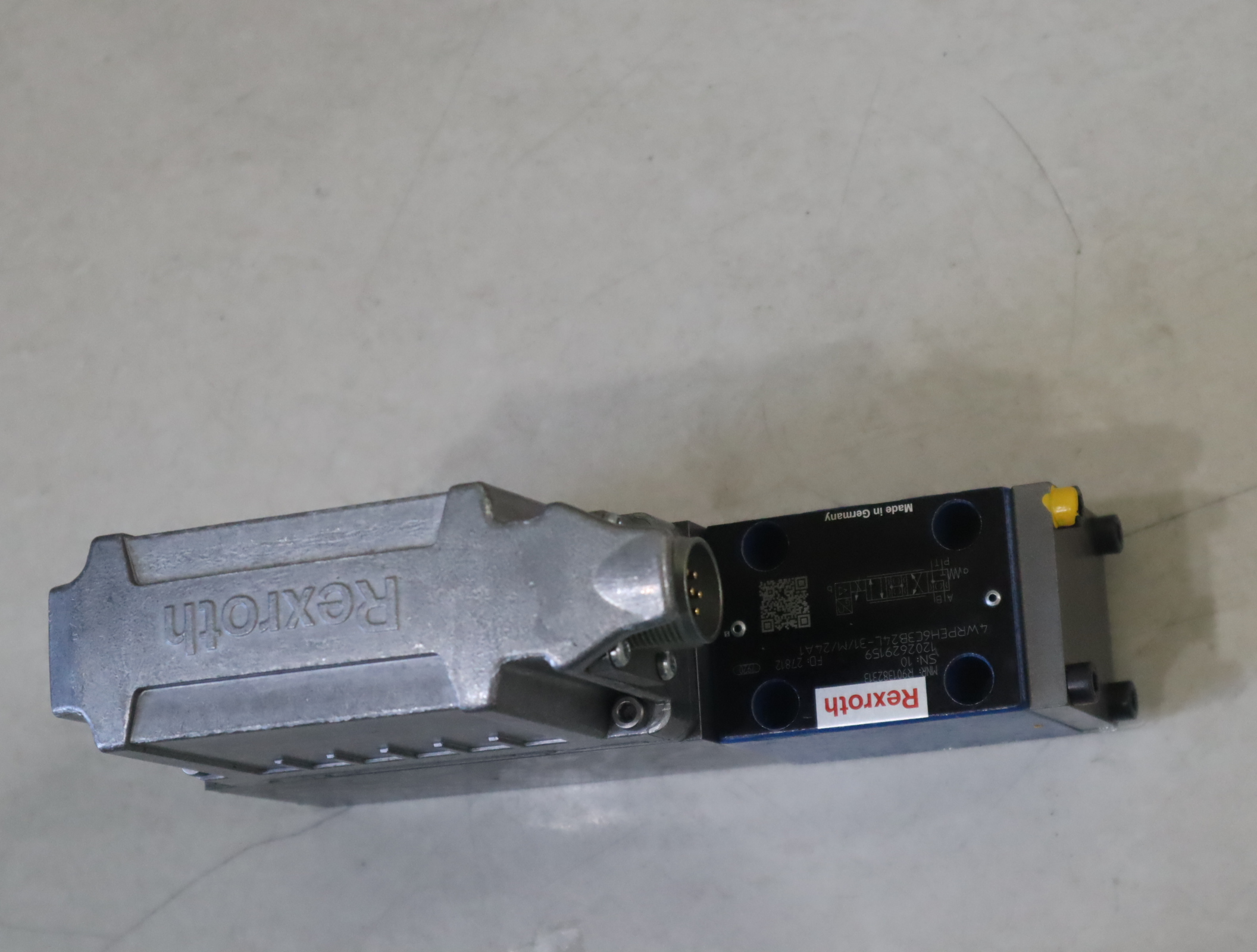 4WRPEH6C3B24L-31/M/24A1 R901382313 德国力士乐REXROTH伺服阀