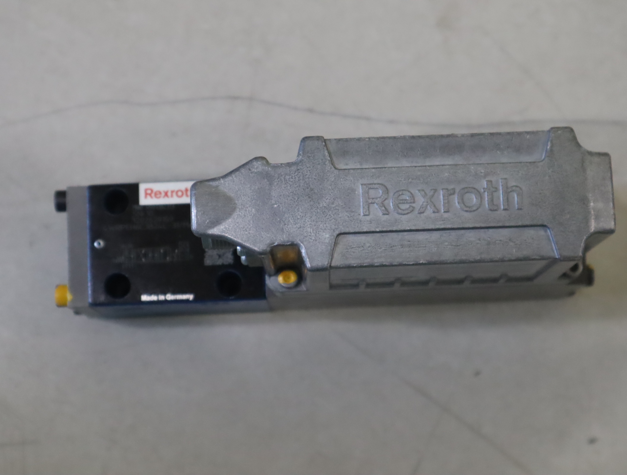 4WRPEH6C3B24L-31/M/24A1 R901382313 德国力士乐REXROTH伺服阀