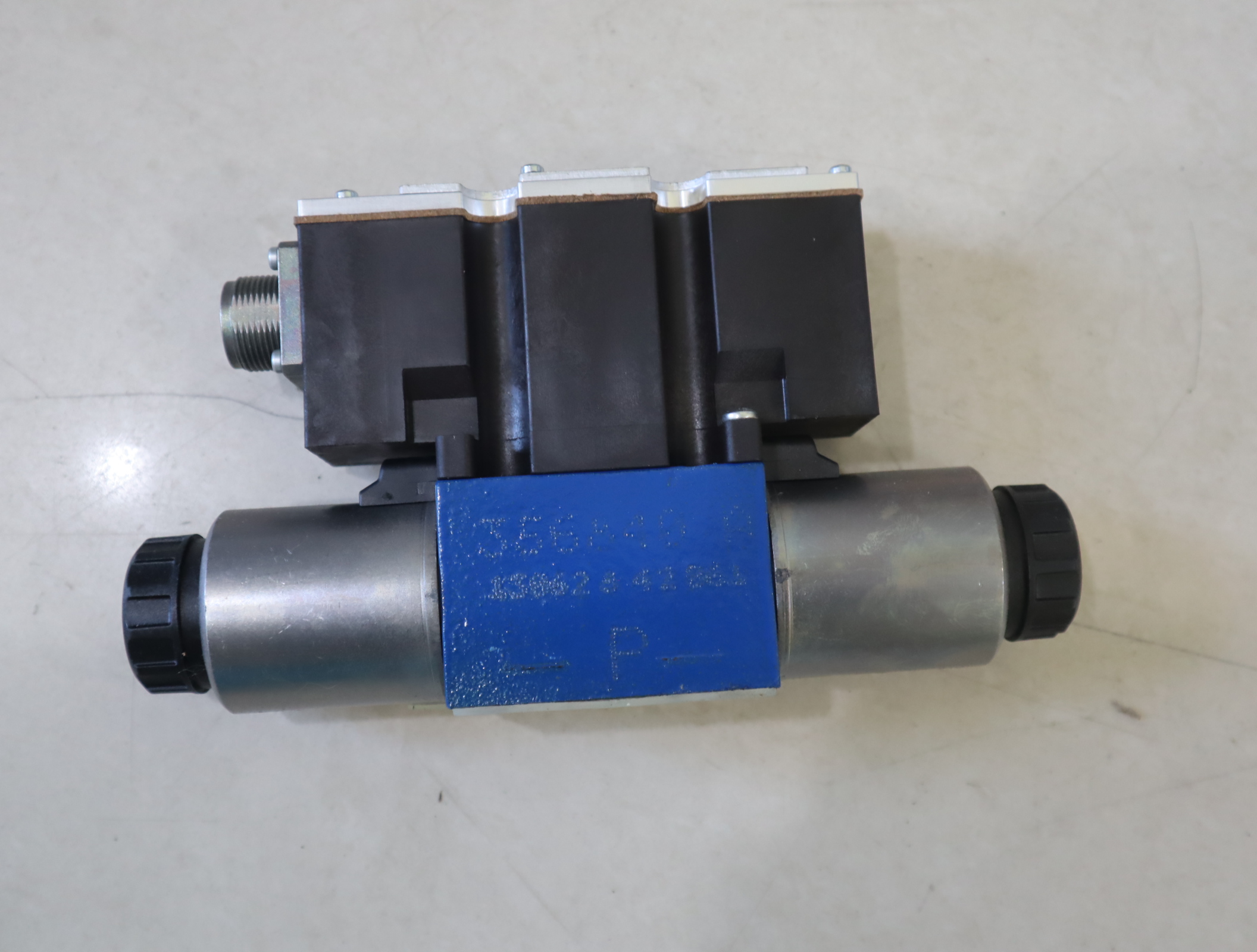 4WRAE6W30-24/G24K31/A1V R900954078 德国力士乐REXROTH比例阀