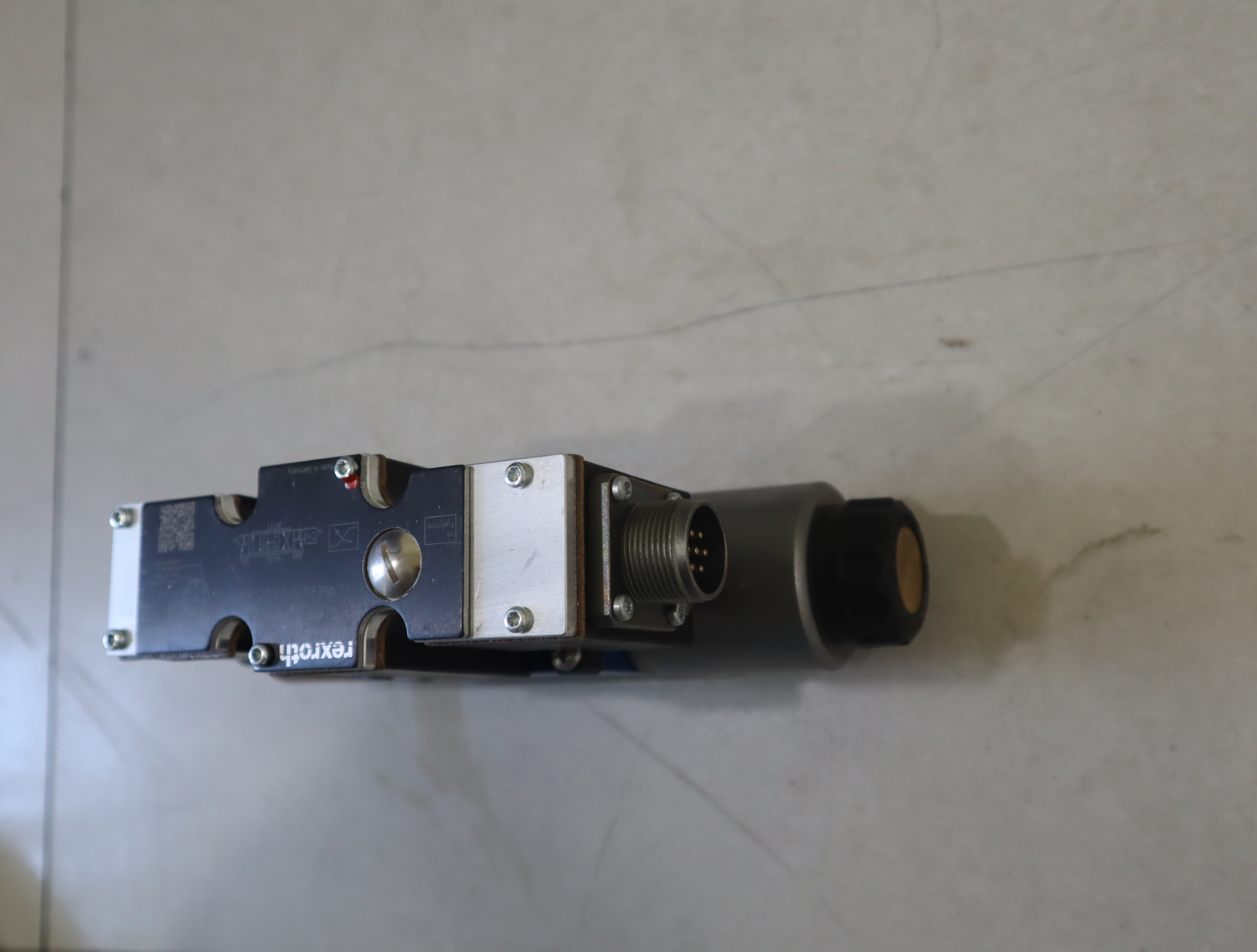 4WRAE6W30-24/G24K31/A1V R900954078 德国力士乐REXROTH比例阀