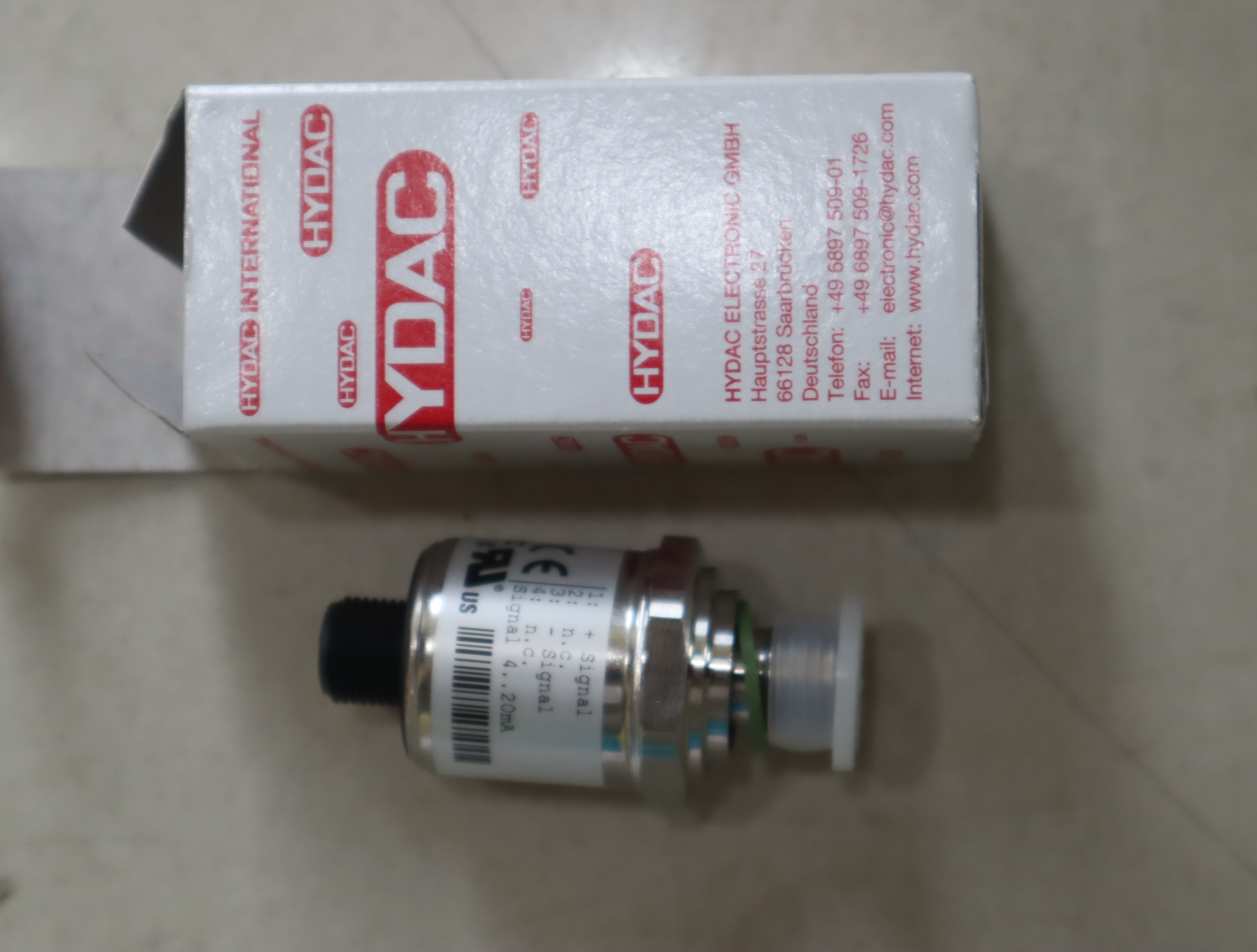 HDA8446-A-0250-000 909555 德国贺德克HYDAC压力温度传感器