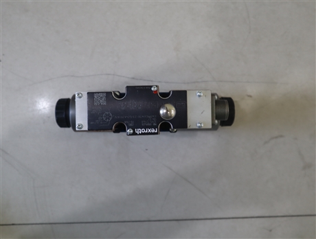 4WRAE6W30-23/G24K31/A1V R900954078 德国力士乐REXROTH比例阀
