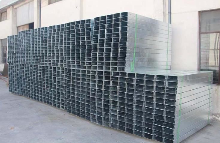 业鑫  槽式  热浸锌桥架  加厚锌层 国标生产  适用药厂 污水处理 