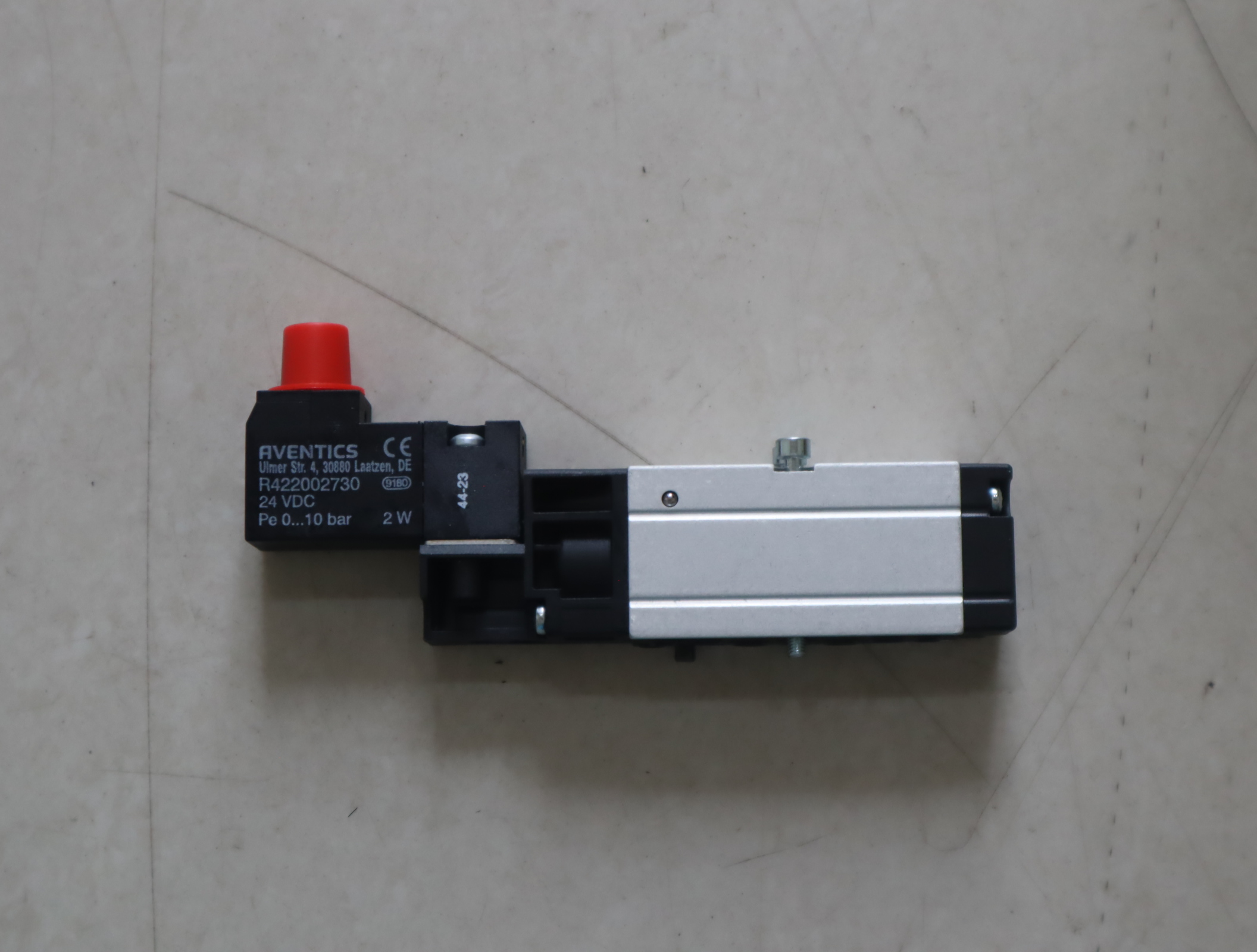 0820038157 R422002730 德国安沃驰AVENTICS气动阀