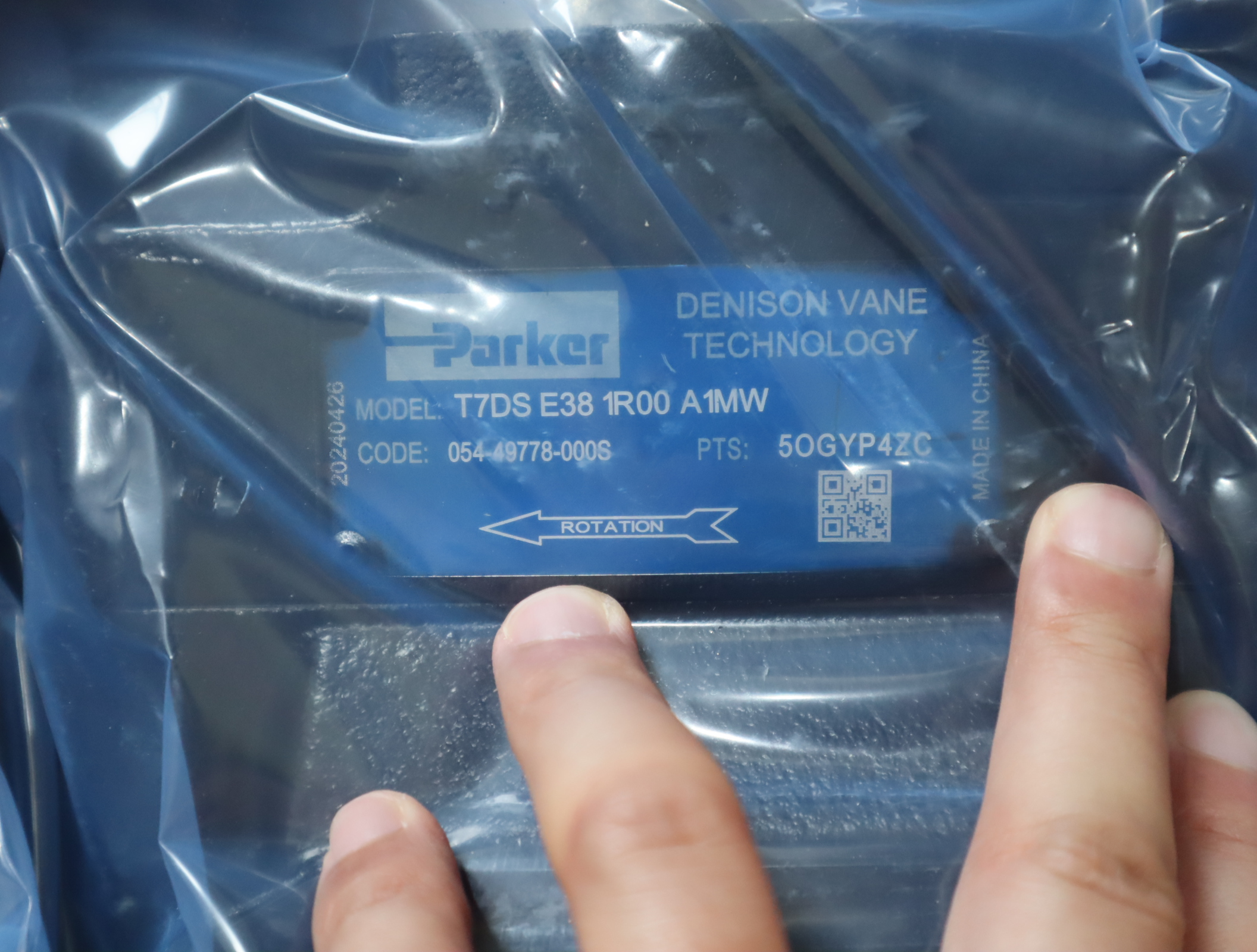 T7DS E31 1R01 A1 MW 054-49777-001S 派克PARKER 丹尼逊DENISON