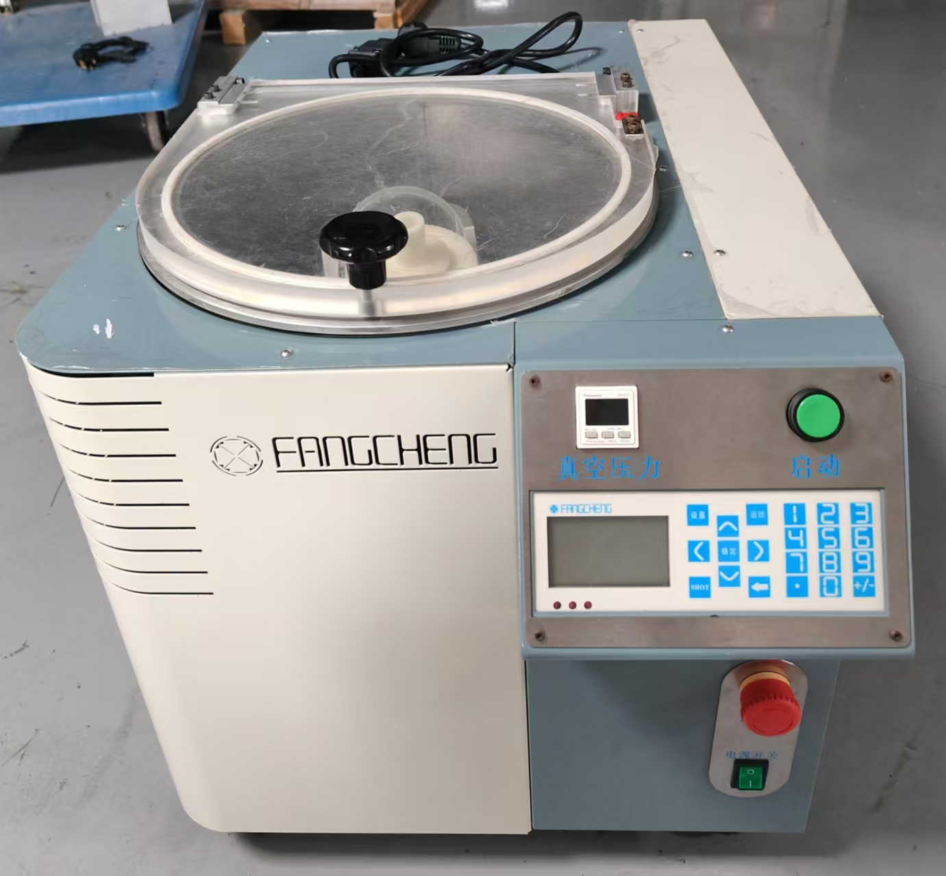 出售闲置方程双杯真空脱泡搅拌机 ,油墨油漆银浆化妆品原料搅拌机