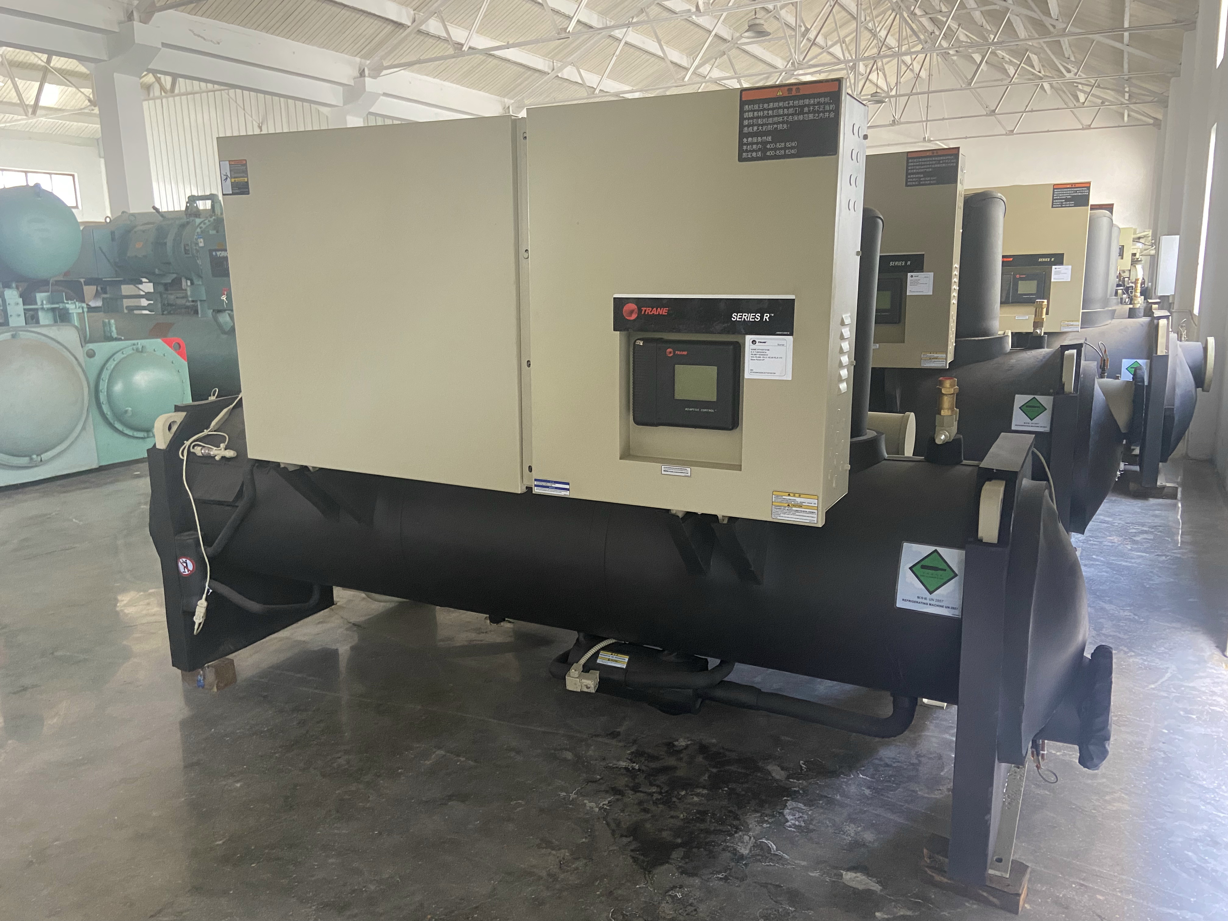 特灵水冷螺杆式冷水机组RTHDB1 二手中央空调转让