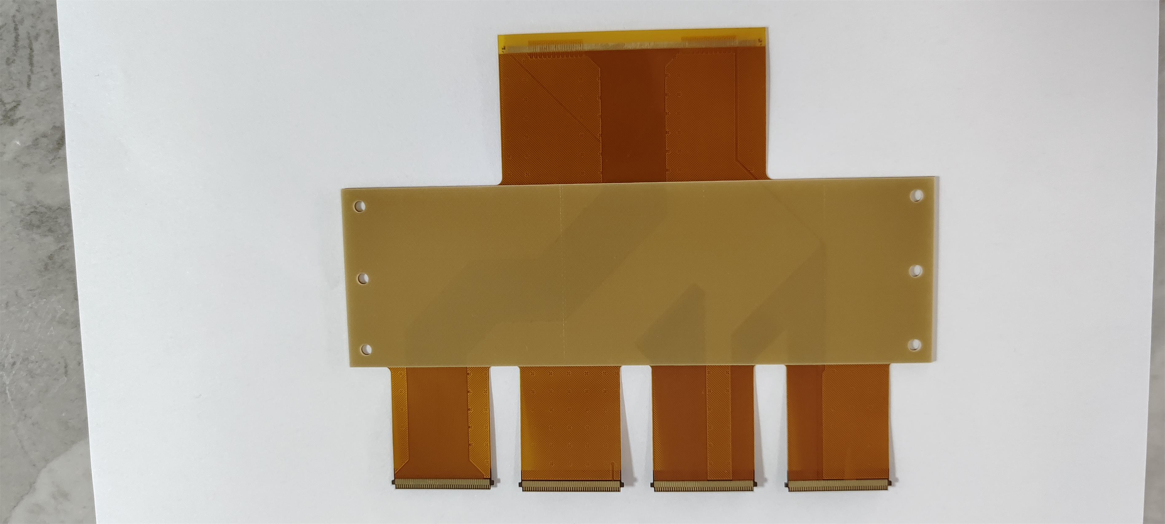 超薄设计工业级耐久精密智能设备