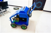 根雕树皮清洗机  闯王高压冷水清洗机  工业清洗设备