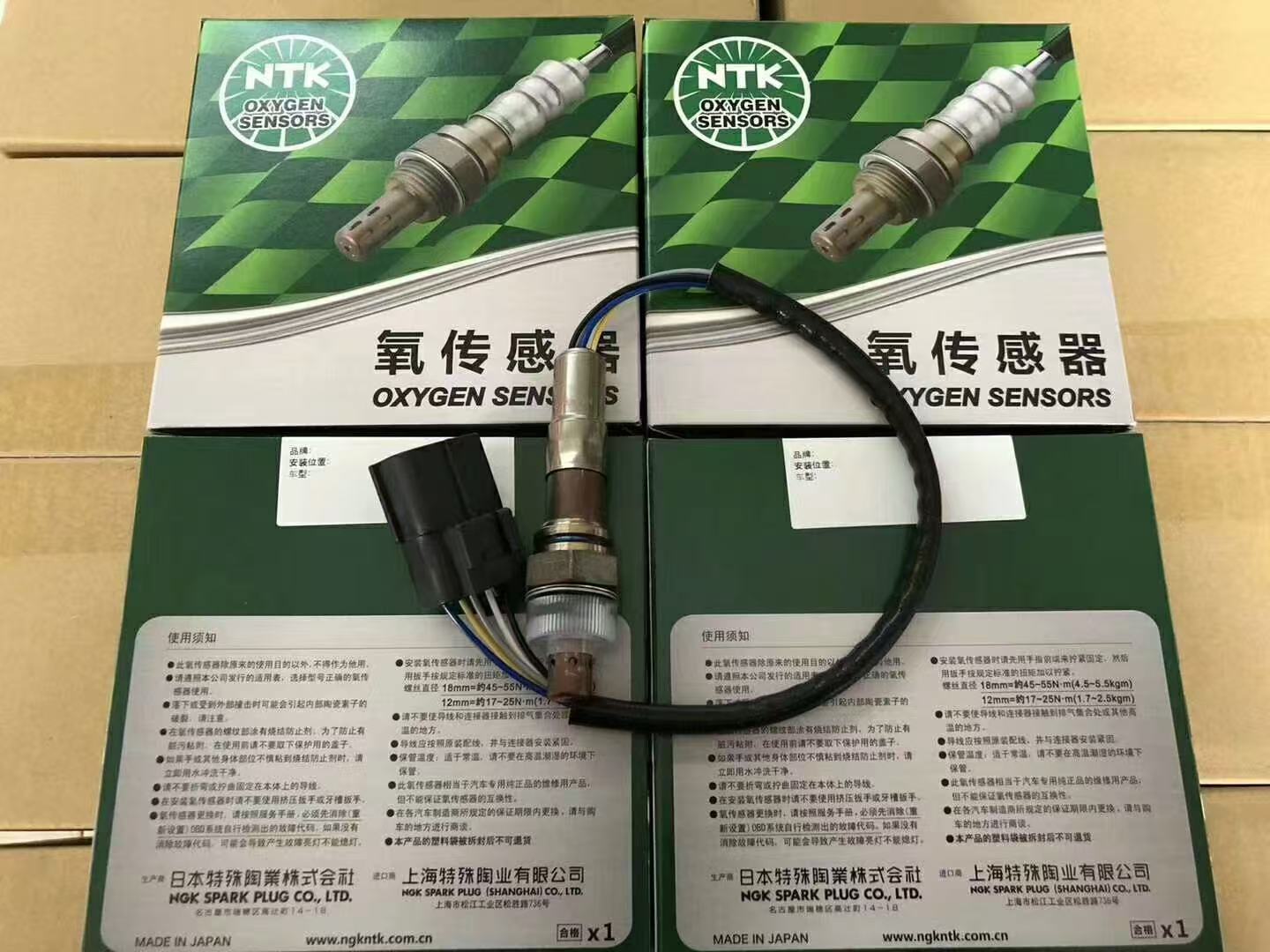 日本NTK氧传感器LZA03-HD1