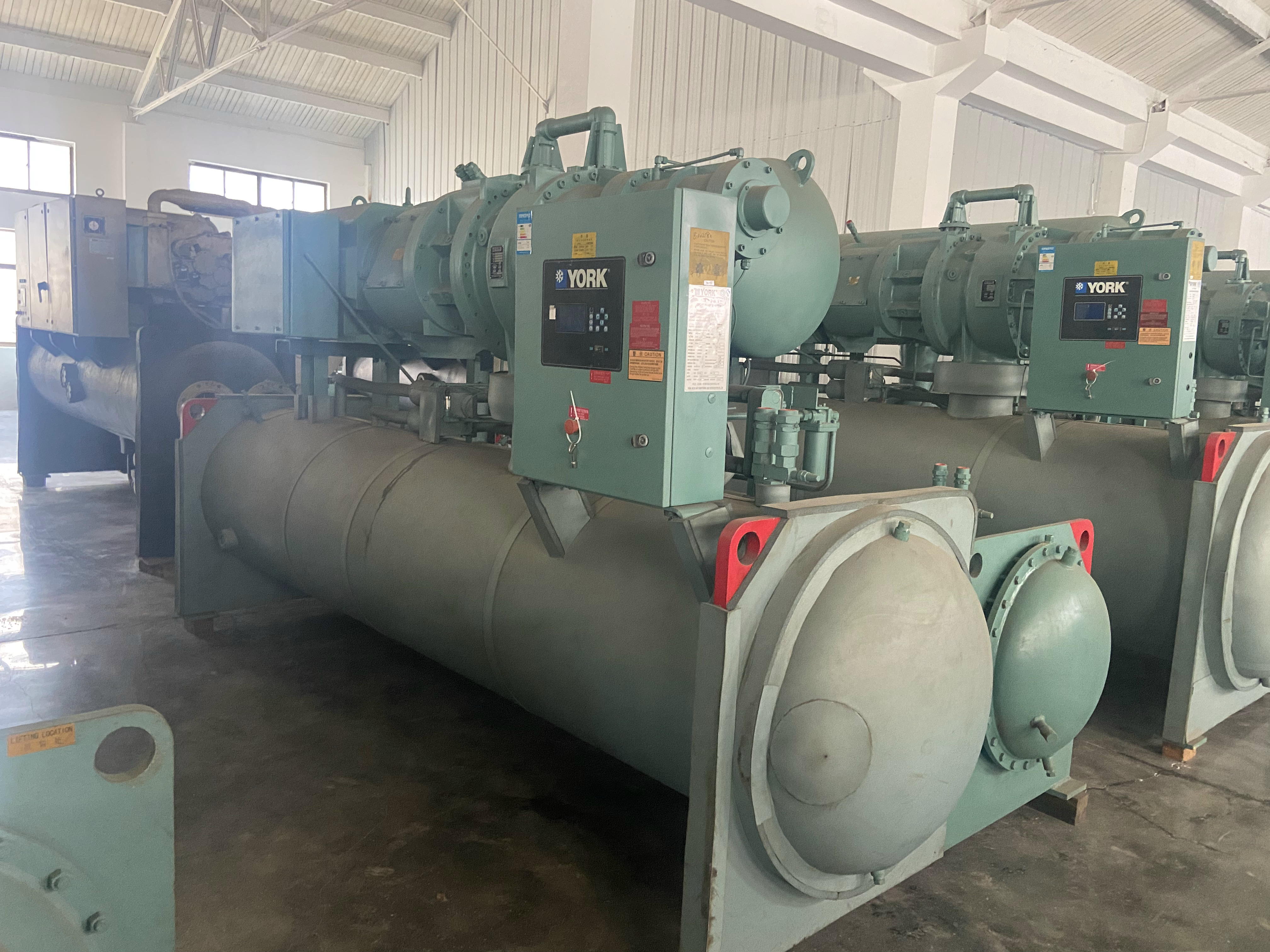 约克螺杆式低温冷水机FSEXEXS45CLE-HP二手中央空调出售