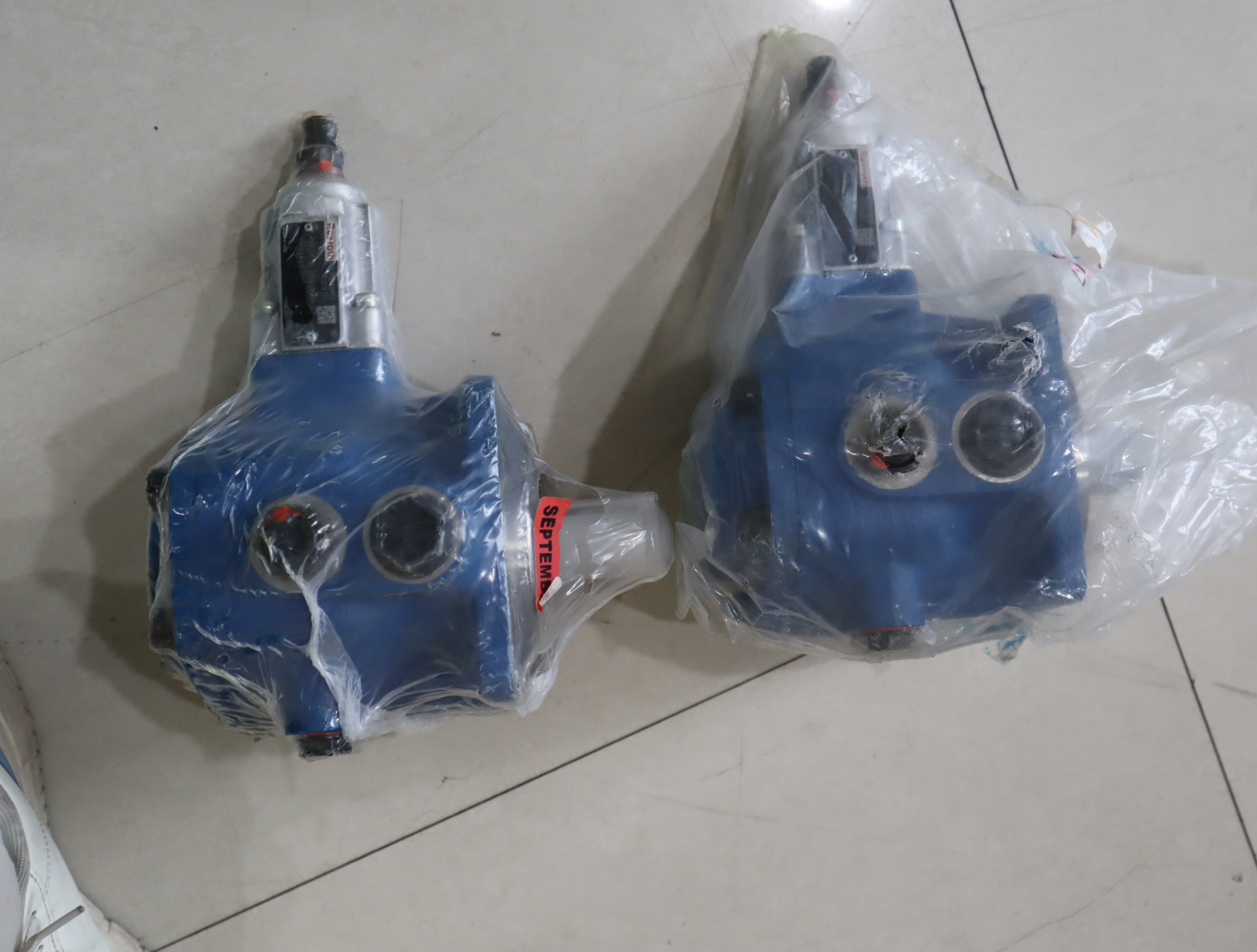 PV7-2X/20-20RA01MA0-10 R900950953 力士乐REXROTH叶片泵