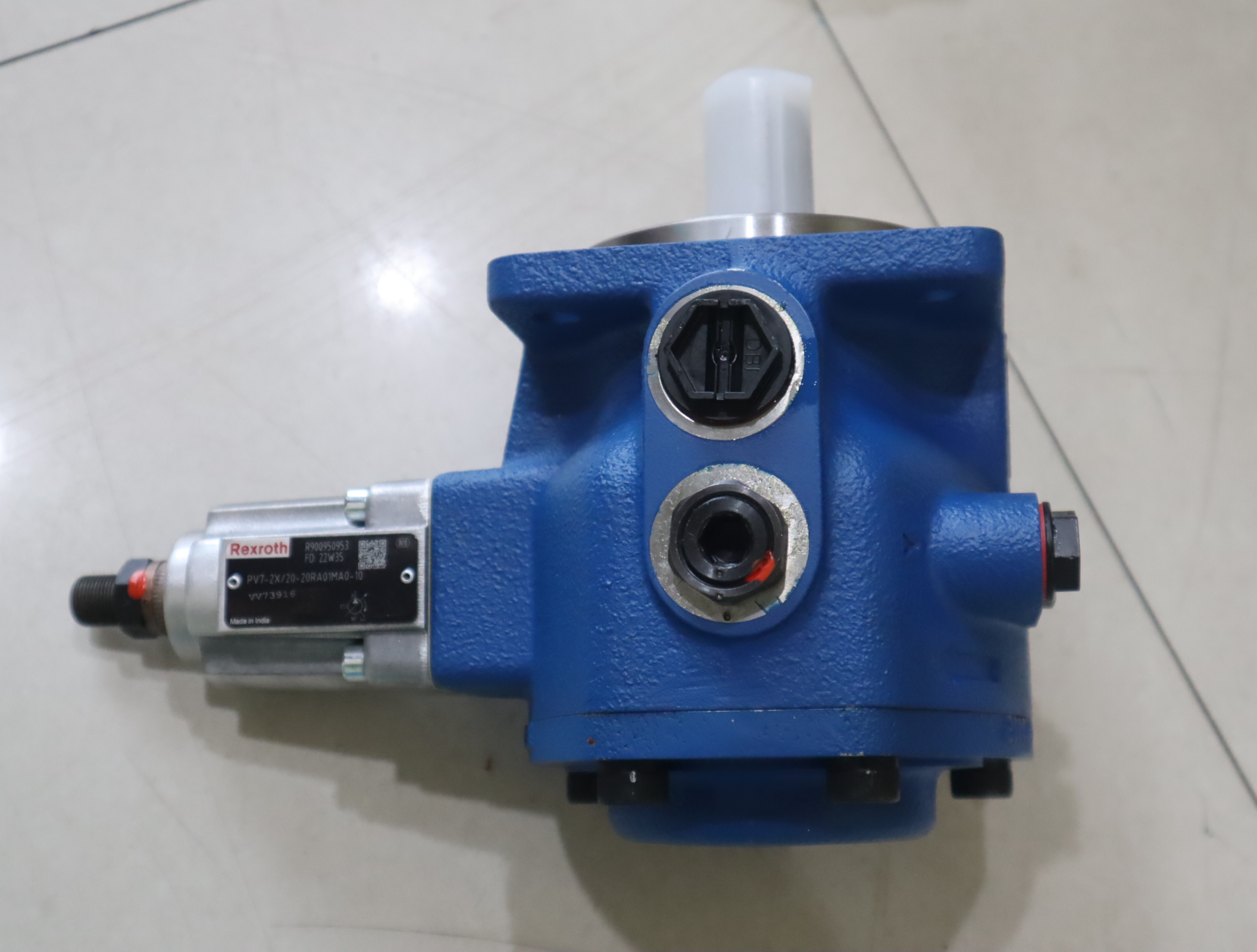 PV7-2X/20-20RA01MA0-10 R900950953 力士乐REXROTH叶片泵