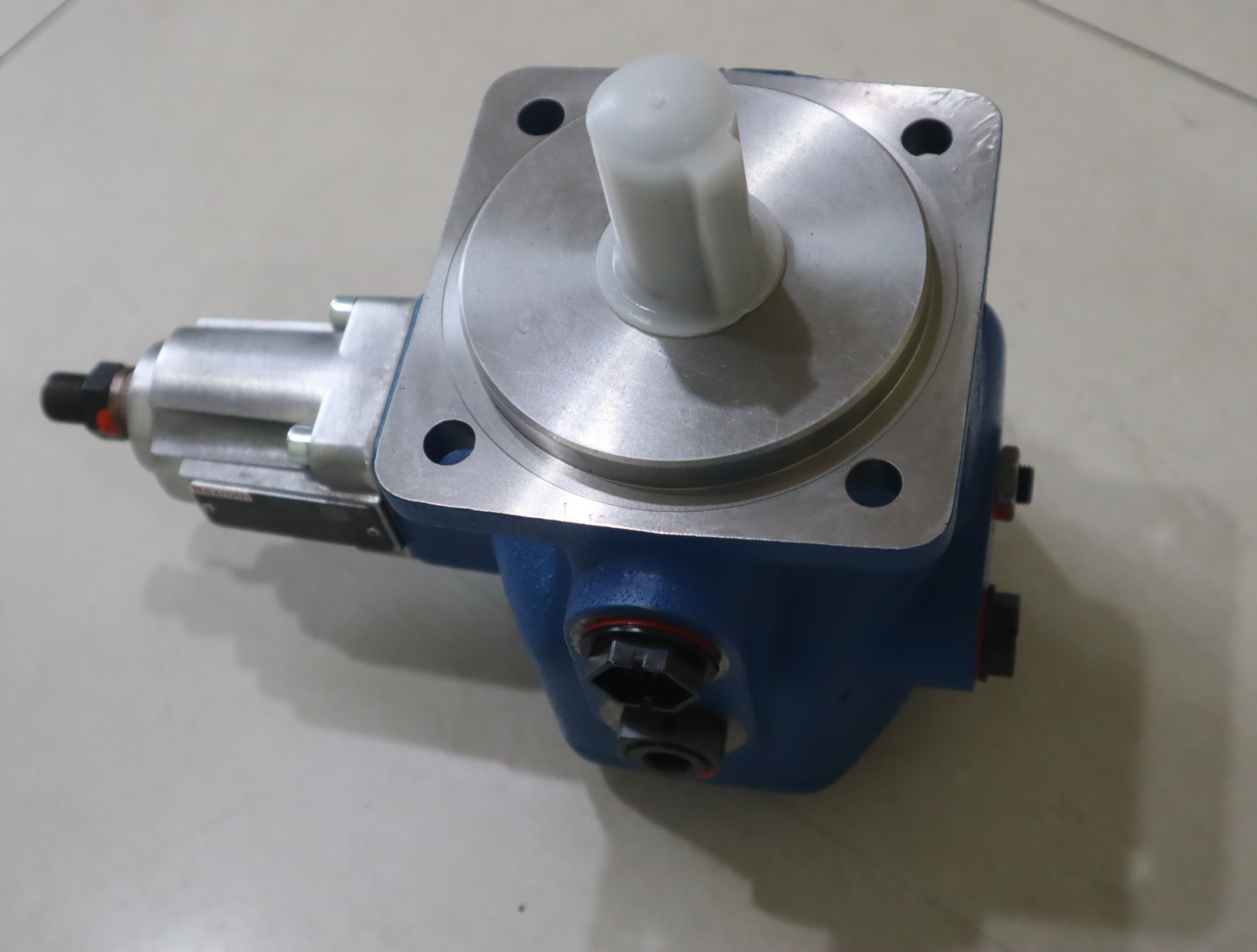 PV7-2X/20-20RA01MA0-10 R900950953 力士乐REXROTH叶片泵