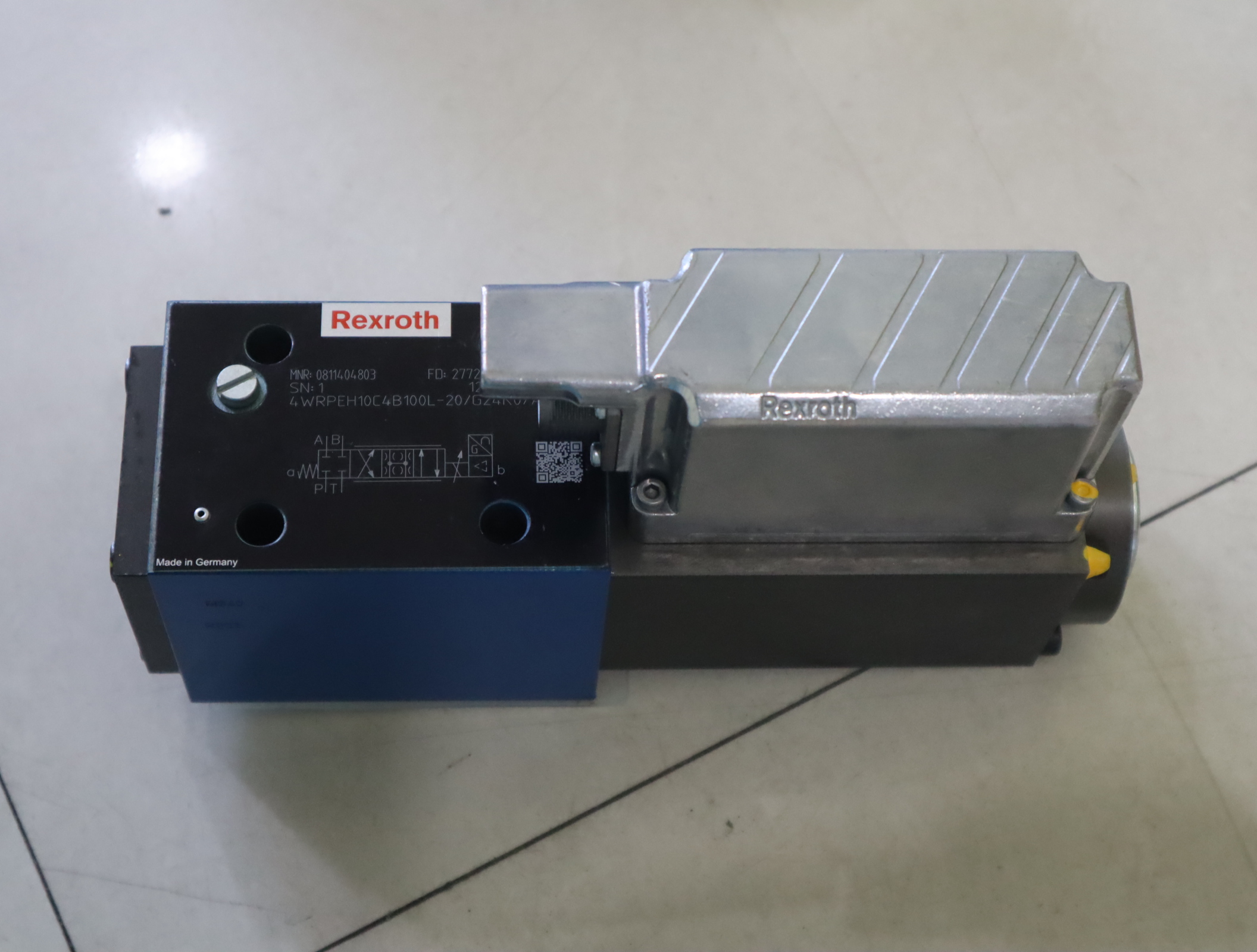 0811404803 4WRPEH10C4B100L-2X/G24K0/A1M 力士乐REXROTH比例阀