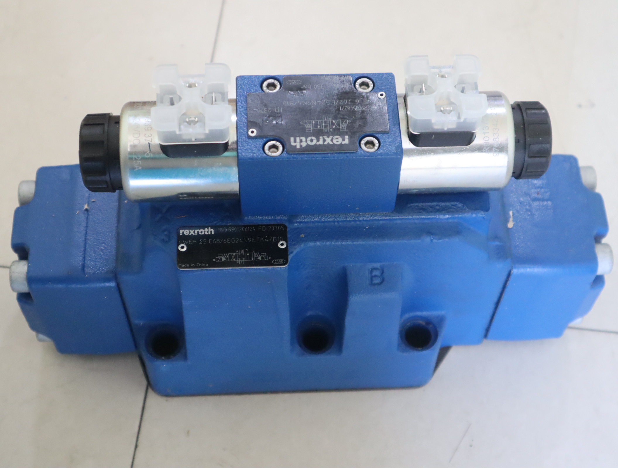4WEH25E6X/6EG24N9ETK4/B10 R901206124 德国力士乐REXROTH电液阀