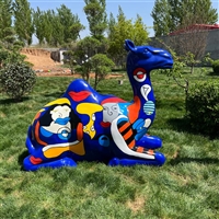 彩绘玻璃钢骆驼雕塑 公园仿真骆驼雕塑定制