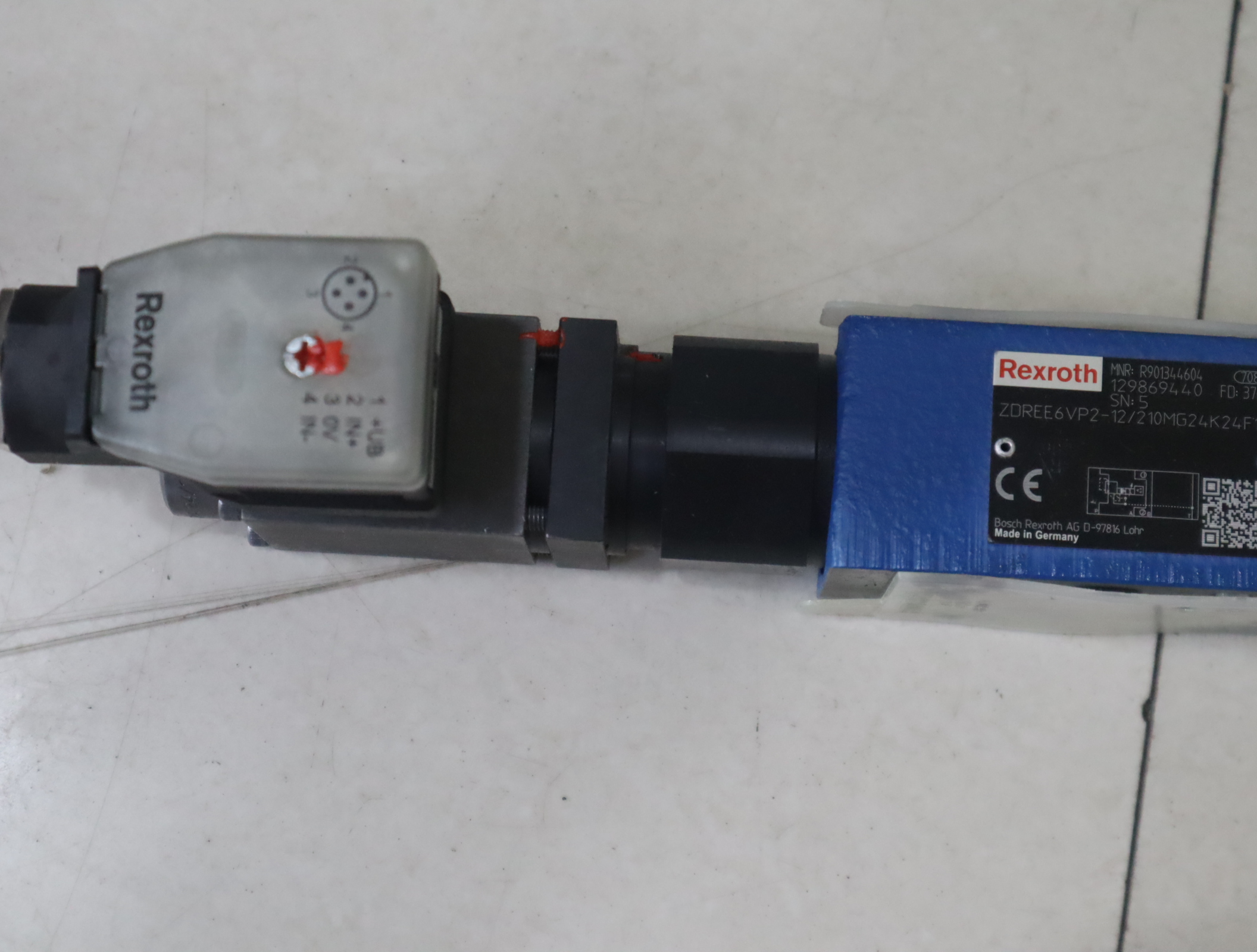 ZDREE6VP2-12/210MG24K24F1M R901344604 力士乐REXROTH比例阀