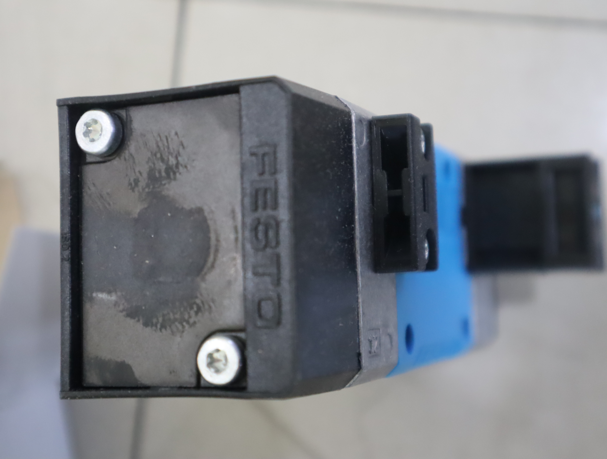 MN1H-5/2-D-2-FR-S-C 159718 德国费斯托FESTO气动阀