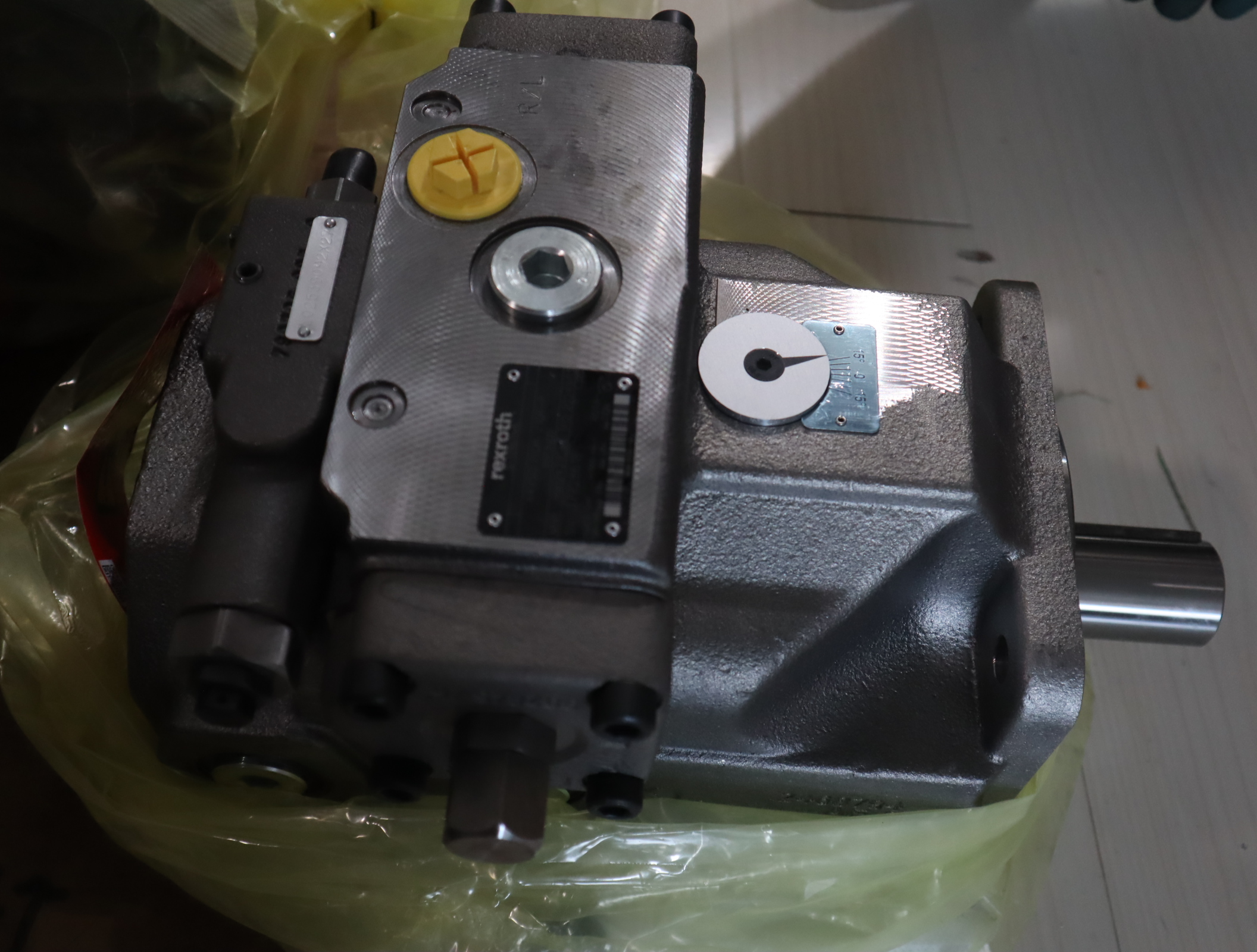 A4VSO71DR/30R-PPB13N00 R902423294 德国力士乐REXROTH柱塞泵