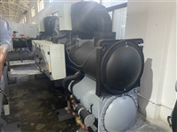 二手中央空调开利 螺杆式冷水机组30XW1402S 二手空调厂家