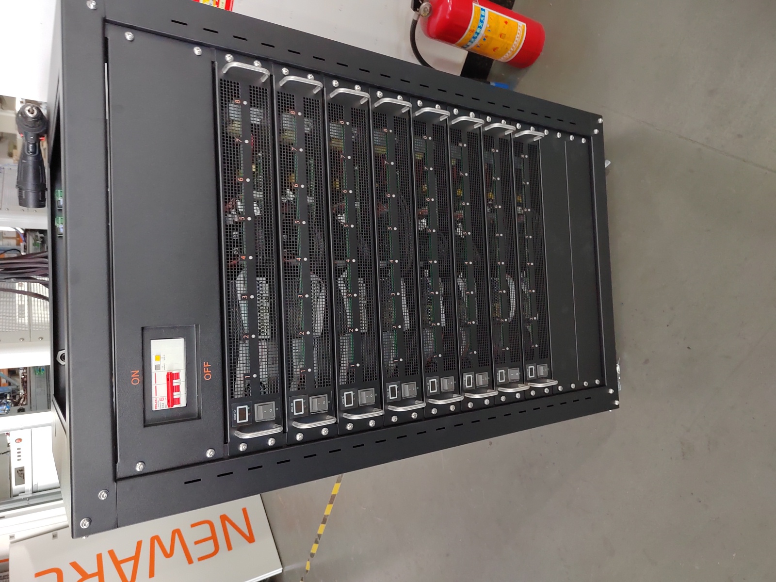 电池分容柜 南京新威检测柜24V15A 八通道带SMB通讯协议批发价