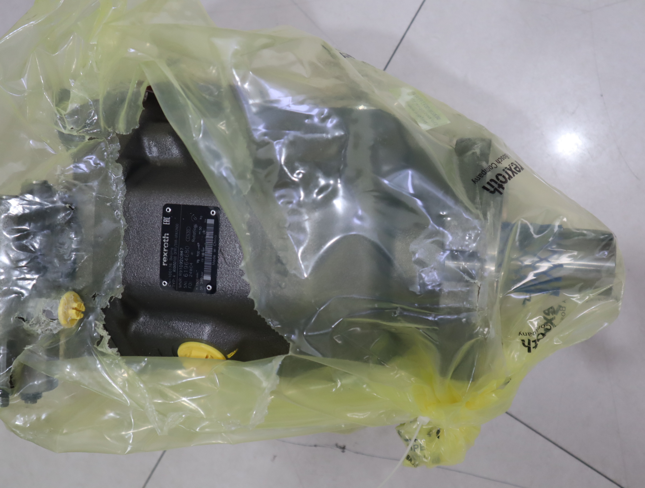 A A10VSO100DFR1/31R-VPA12N00 R910920847 力士乐REXROTH柱塞泵