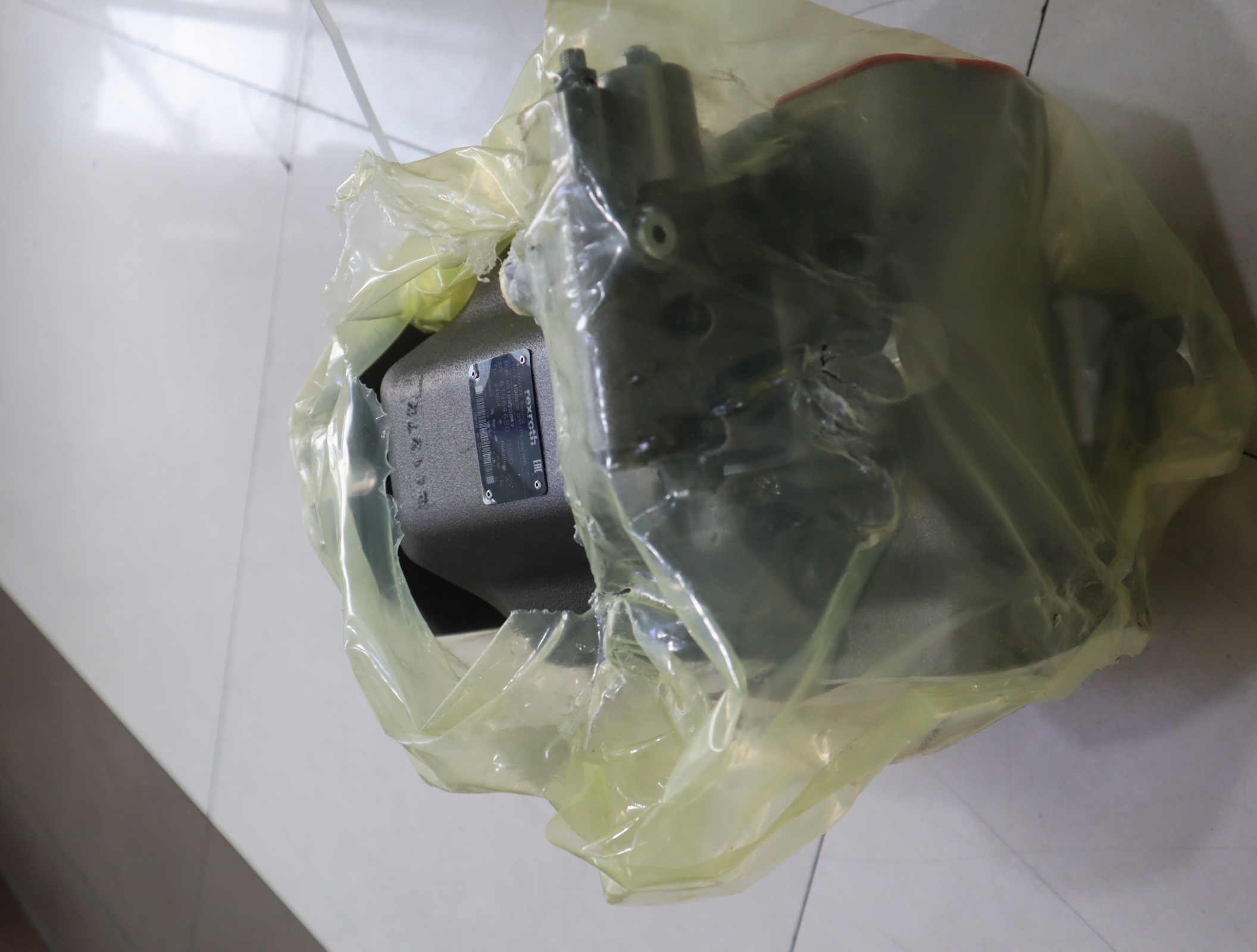 A A10VSO100DFR1/31R-VPA12N00 R910920847 力士乐REXROTH柱塞泵