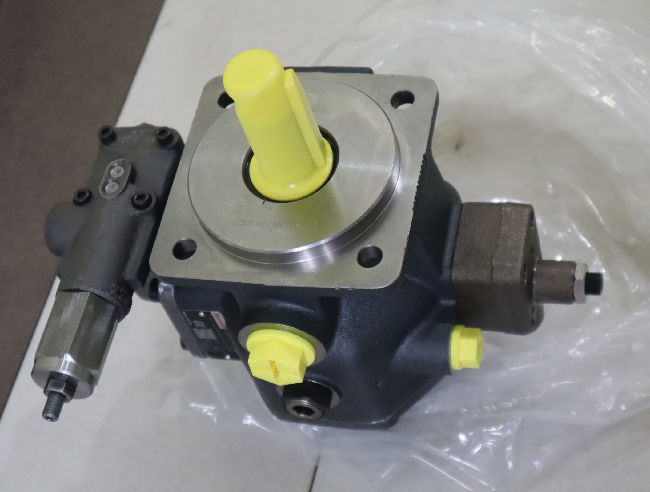 PV7-1A/16-20RE01MC0-16 R900580382 力士乐REXROTH叶片泵