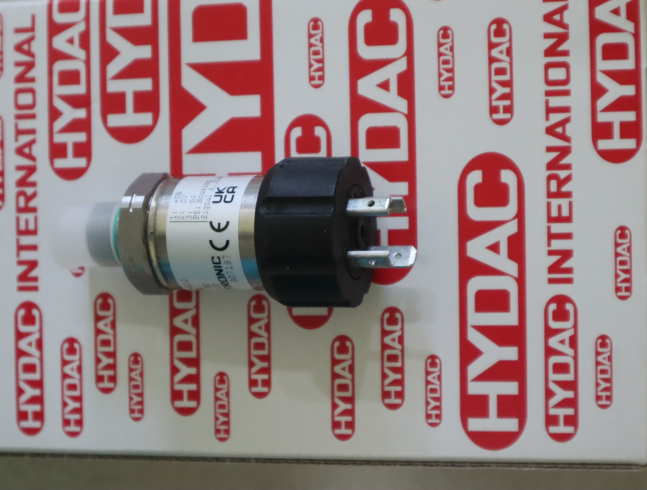 HDA4775-A-1500-000PSI 907187 德国贺德克HYDAC压力温度传感器