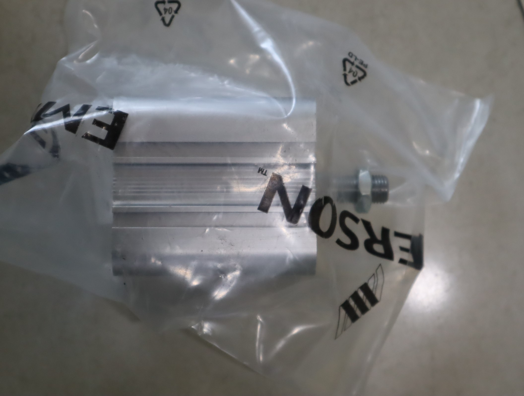 0822011017 0822395205 安沃驰AVENTICS 气缸气动阀线圈