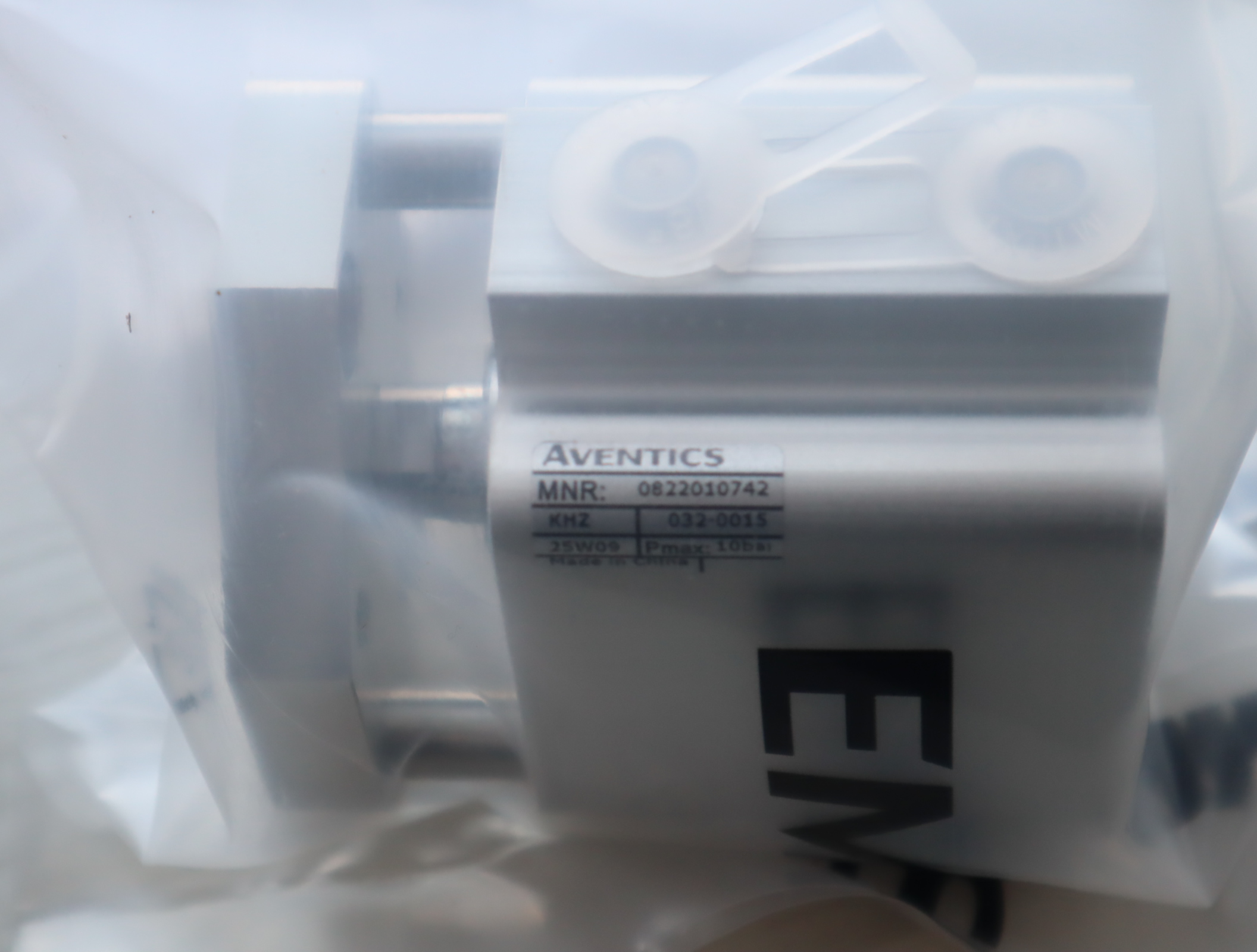 0822010742 0822010742 安沃驰AVENTICS 气缸气动阀线圈