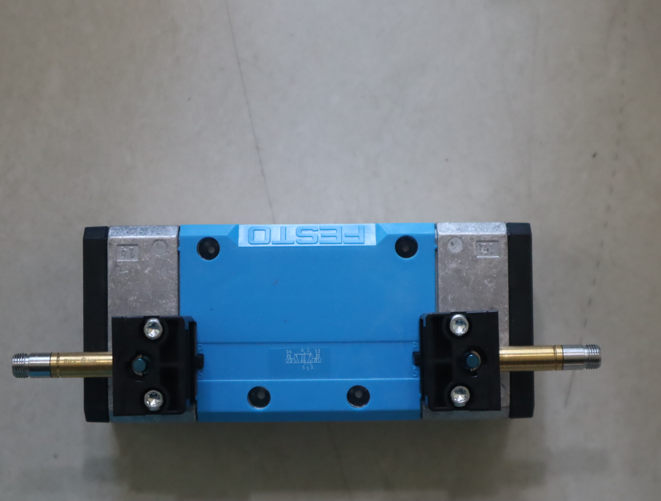 JMFH-5/2-D-3-C 151871 MFH-5/2-D-3-FR-C 151711 费斯托FESTO阀