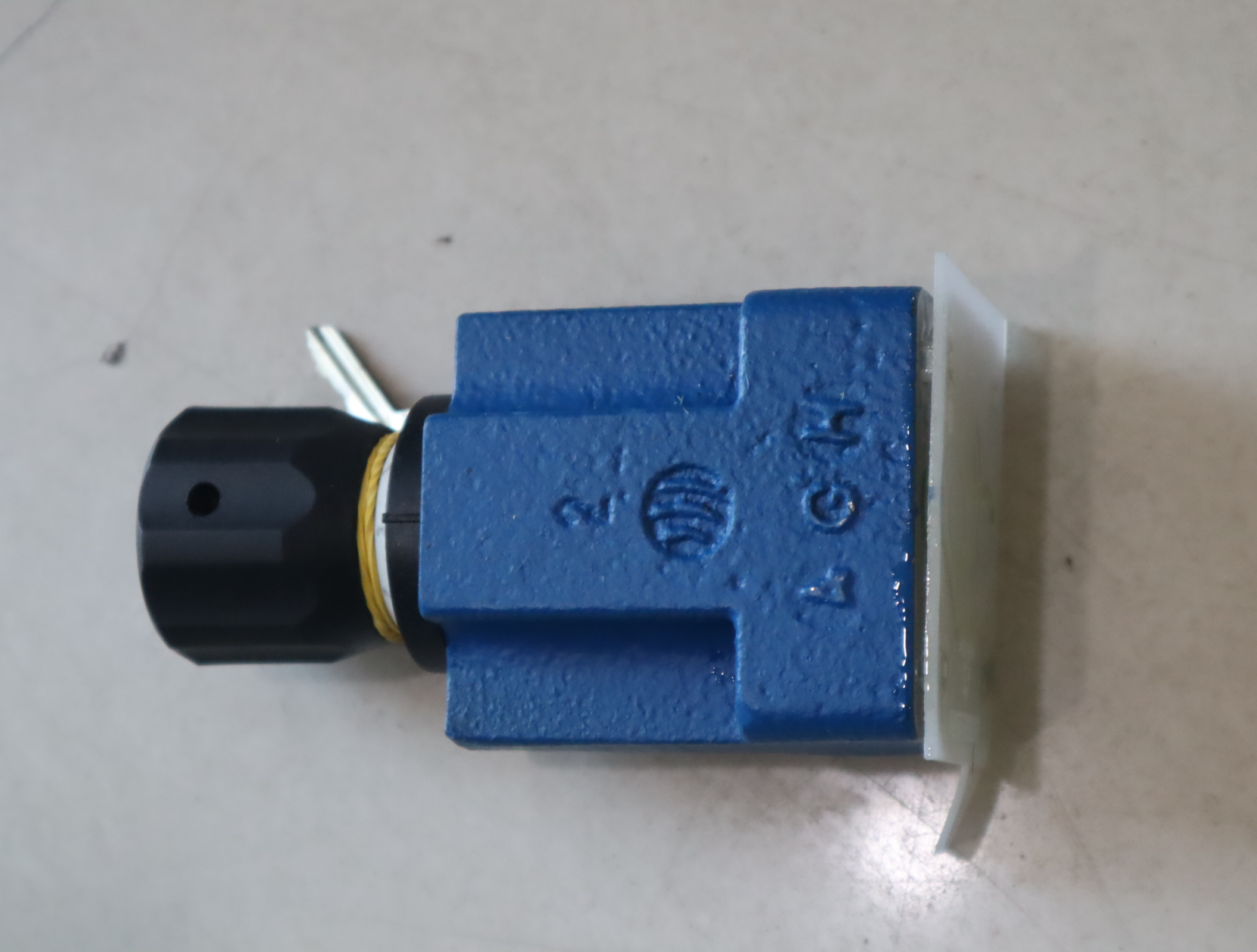 2FRM6B36-35/10QRV R900205509 德国力士乐REXROTH流量阀