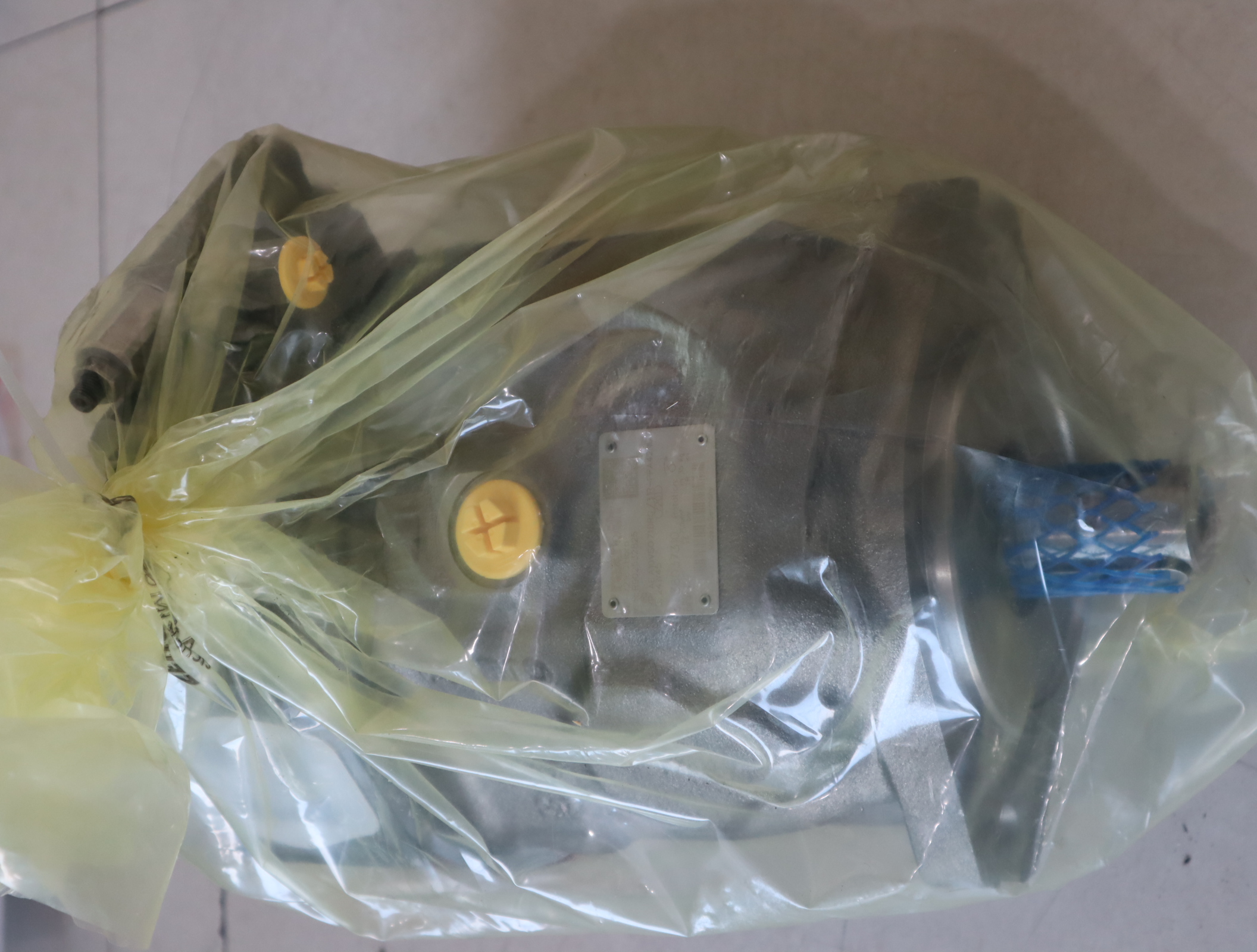 R902532825  AE A10VSO 71DRG/31R-PPA42N00 力士乐REXROTH柱塞泵